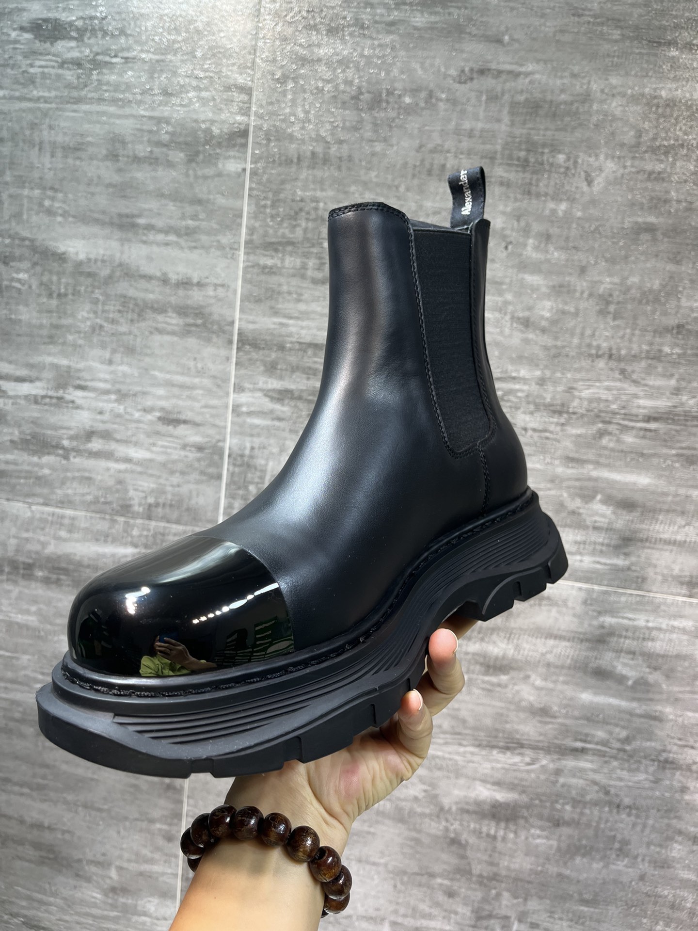 Male Basic Shoes White M