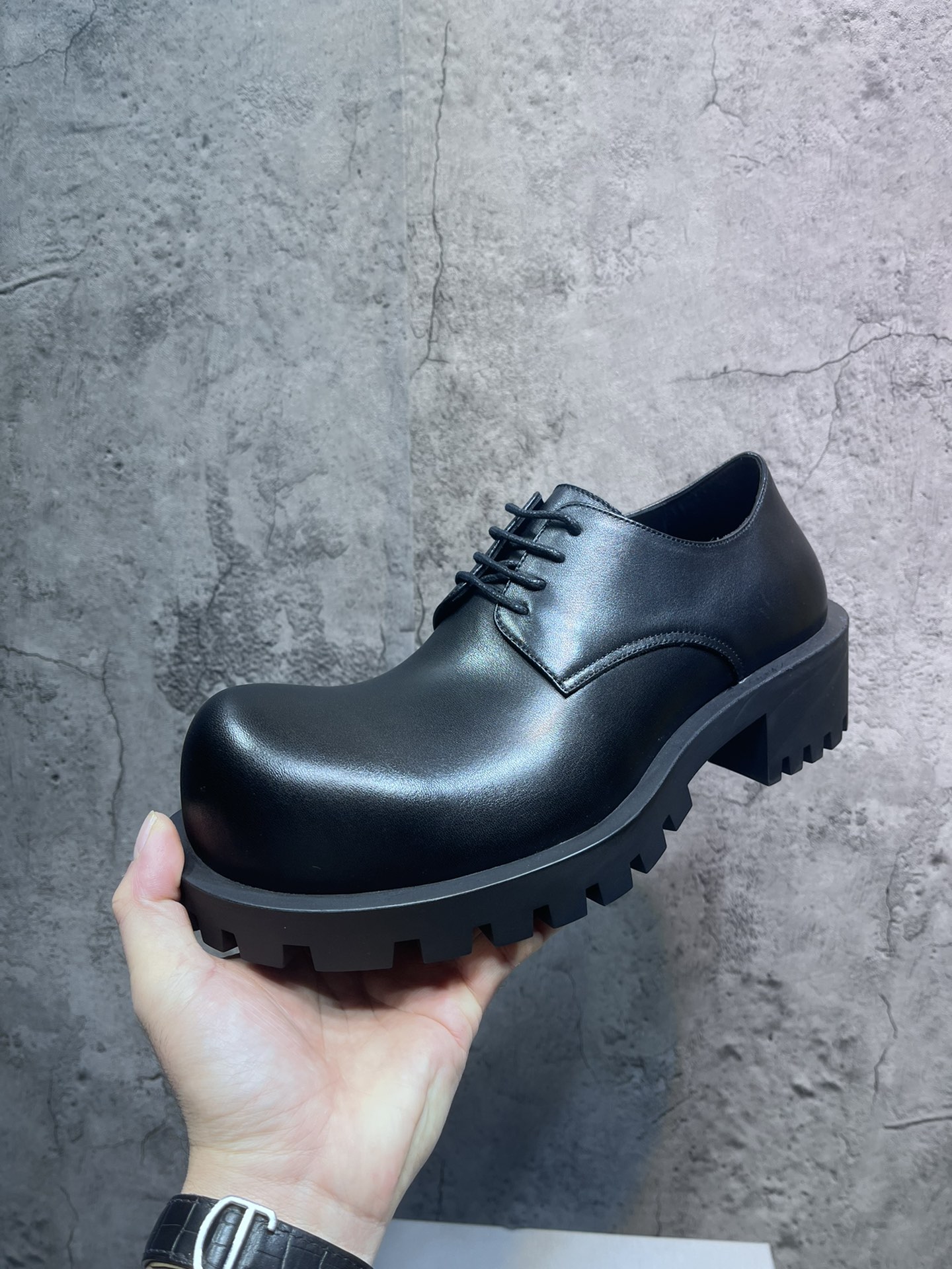 Balenciaga Leather Shoes Cow Leather M-l