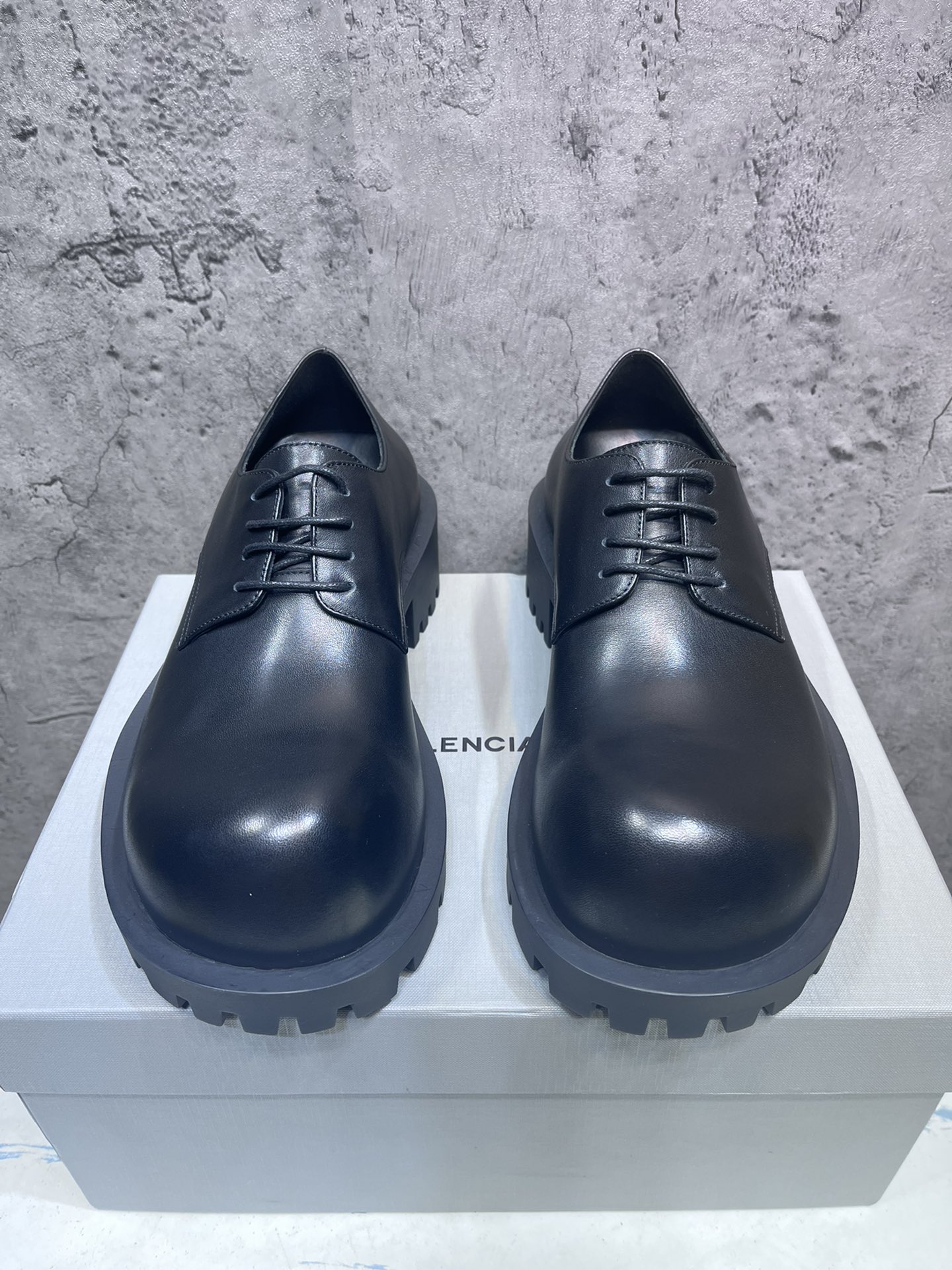Balenciaga Leather Shoes Cow Leather M-l