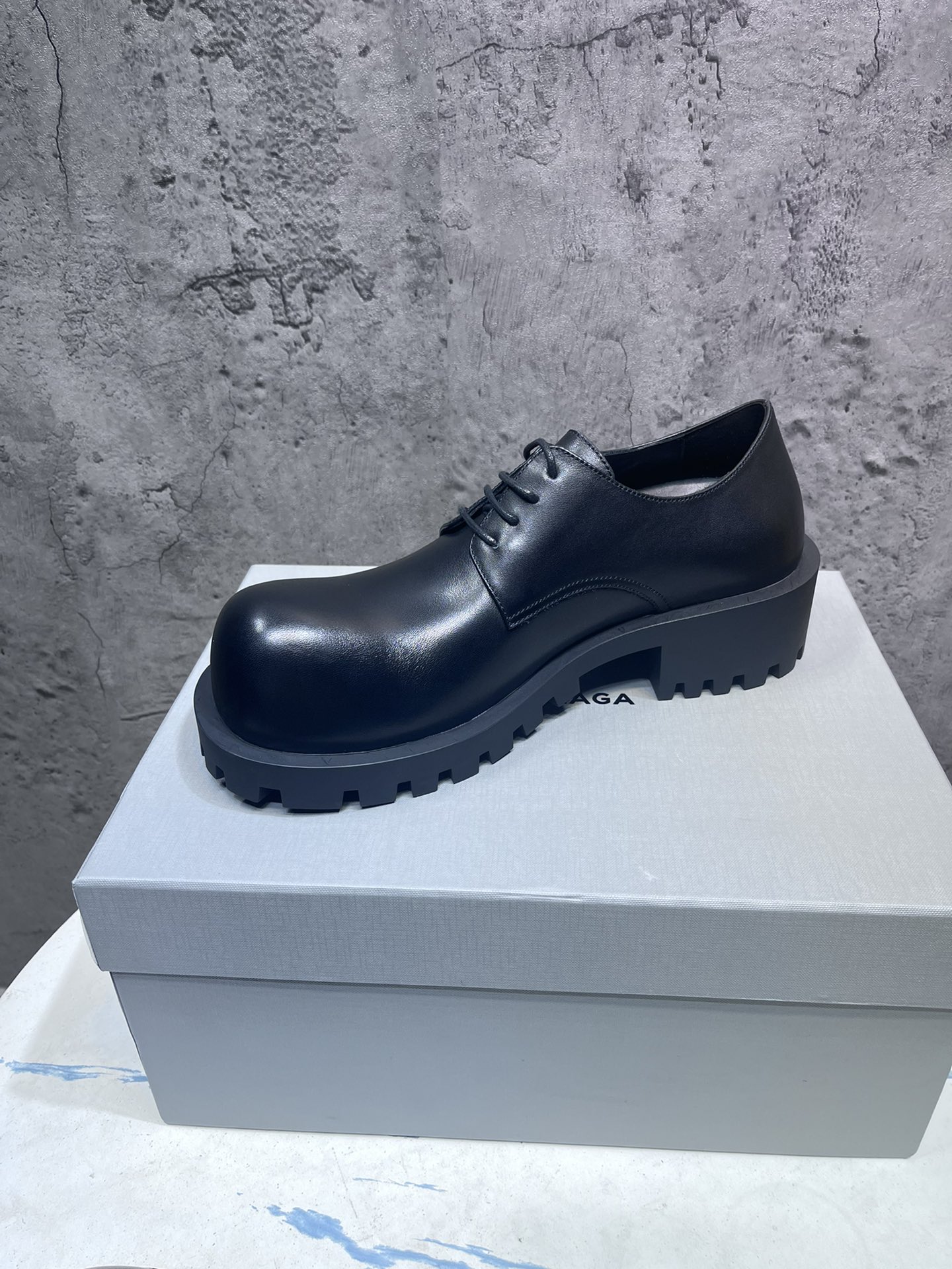 Balenciaga Leather Shoes Cow Leather M-l