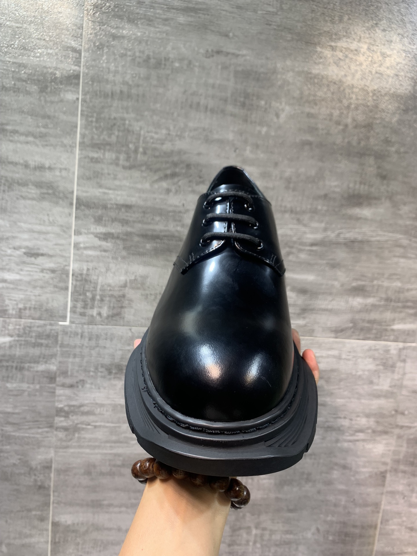 Male Basic Shoes White M
