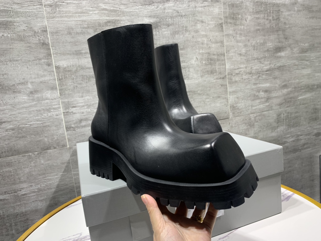 Balenciaga Male Basic Shoes M-l