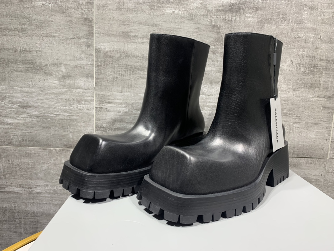 Balenciaga Male Basic Shoes M-l