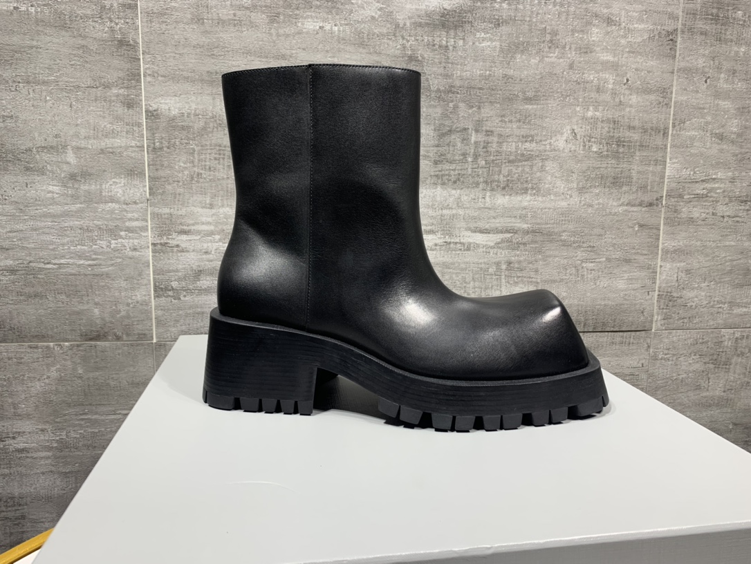 Balenciaga Male Basic Shoes M-l