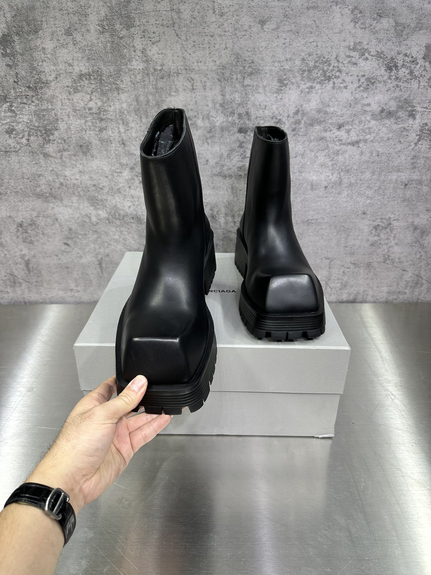 Male Basic Shoes M