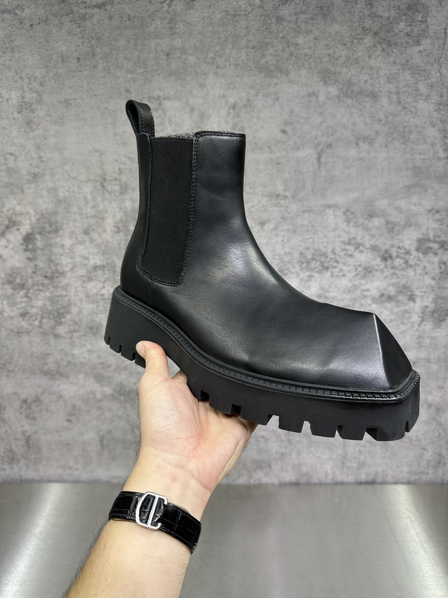 Male Basic Shoes 46