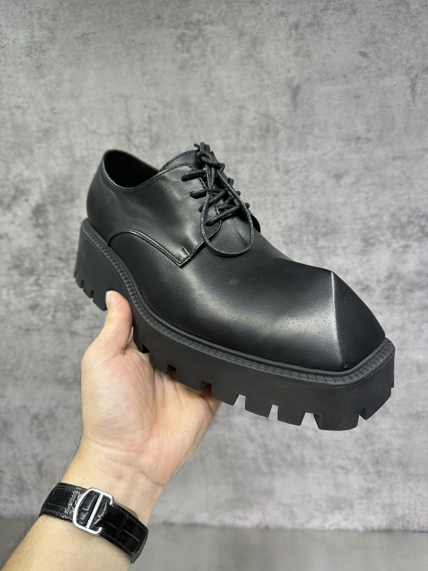 Male Basic Shoes 46