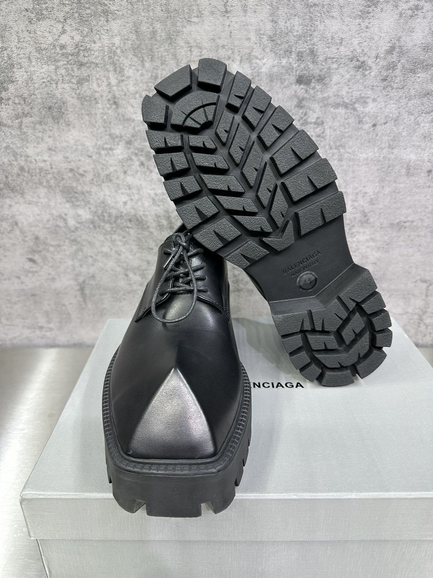 Male Basic Shoes 46