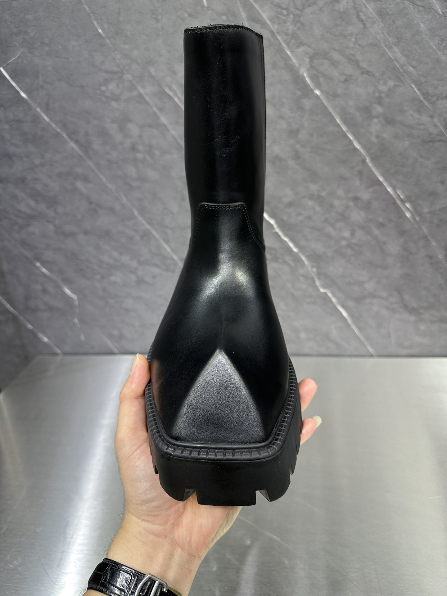 Male Basic Shoes 46