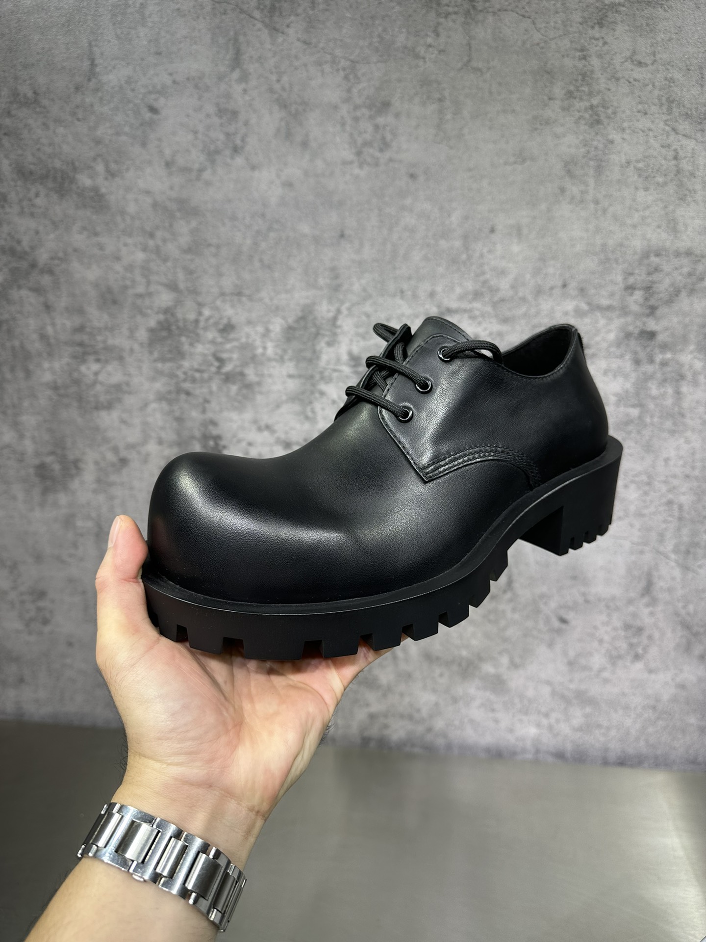 Balenciaga Leather Shoes Cow Leather M-l