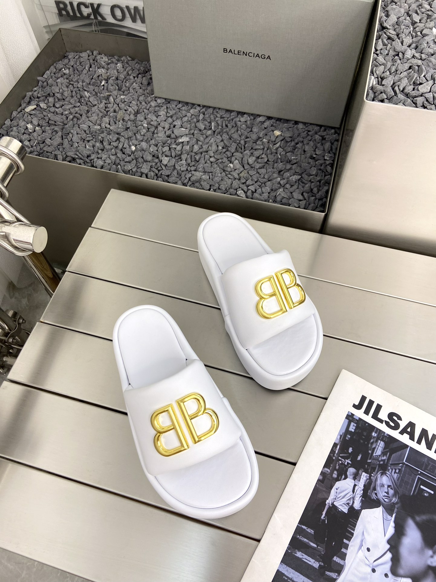 Balenciaga Female Slippers Black L-s