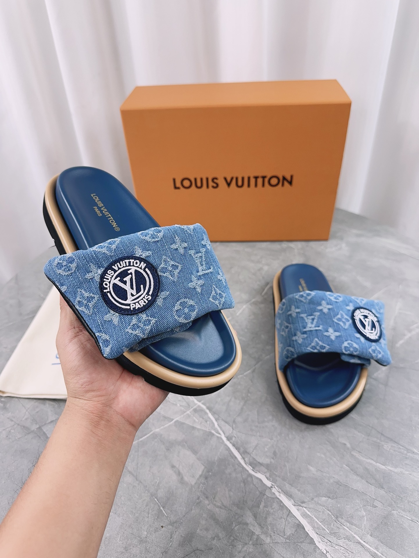 Slippers