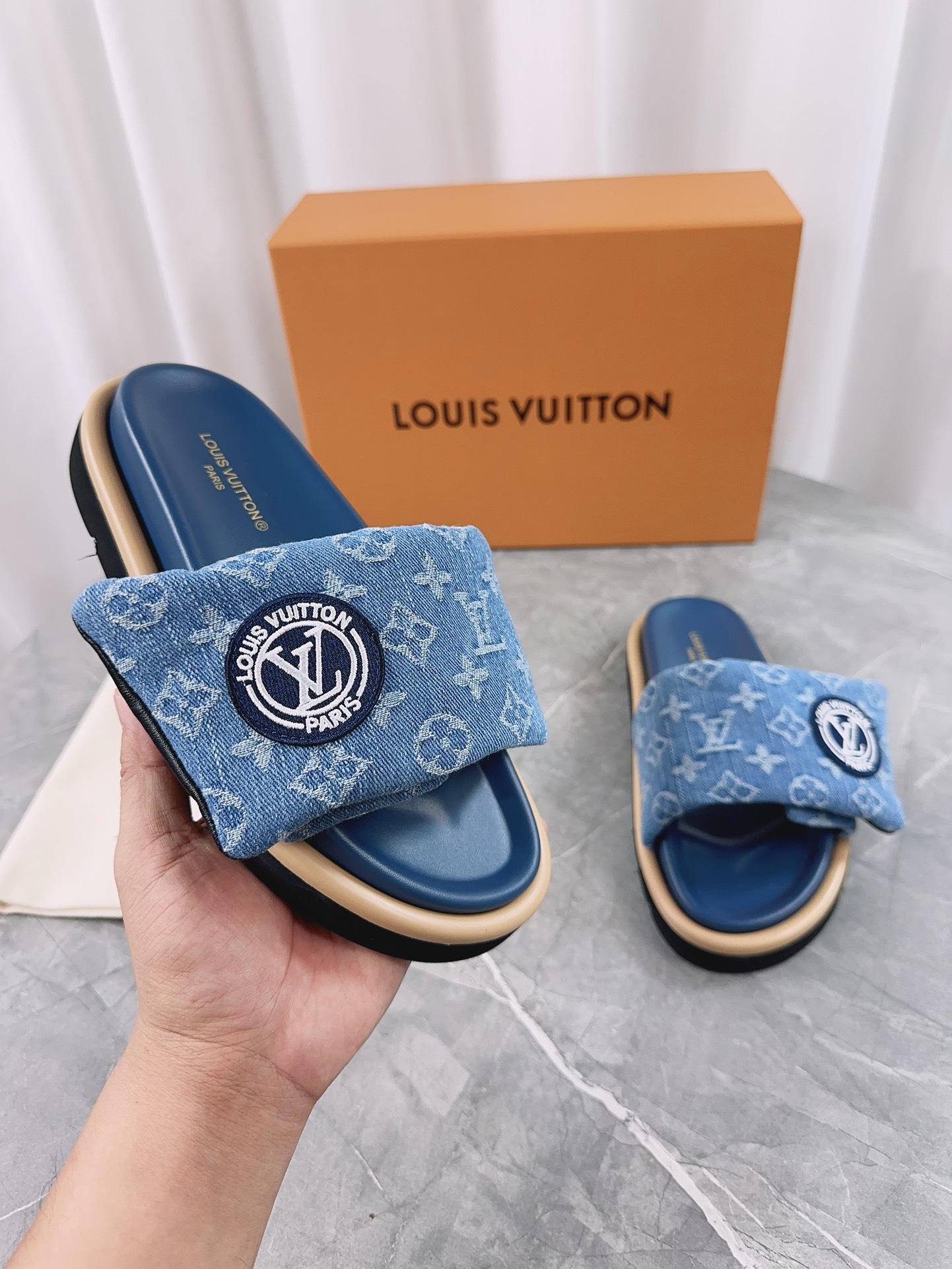Slippers
