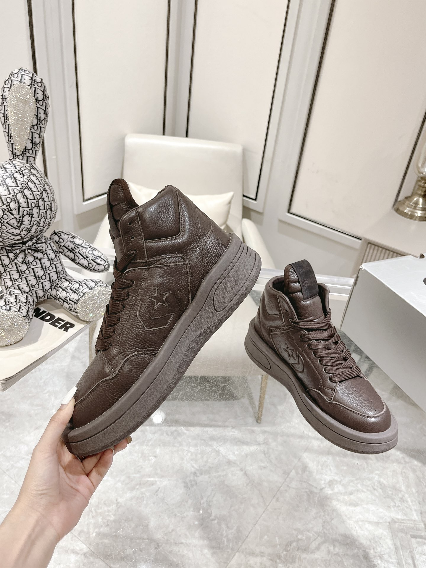 Converse Male Basic Shoes