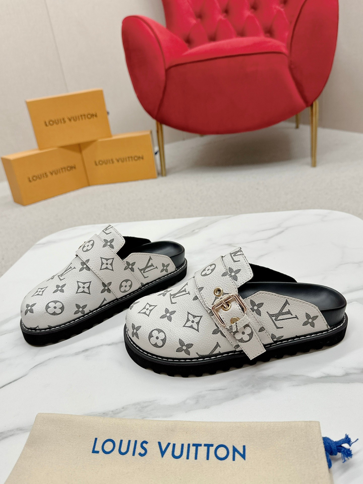 Male Slippers S