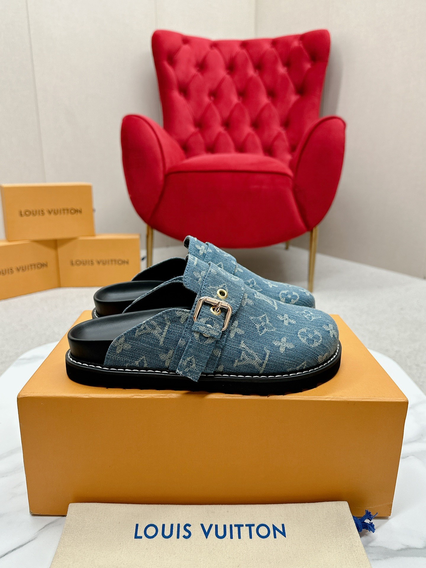 Male Slippers S