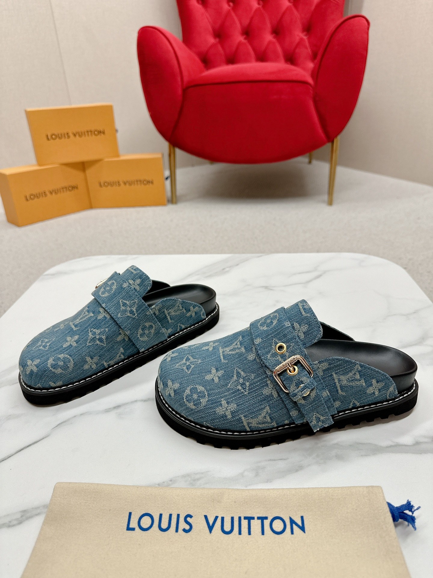 Male Slippers S