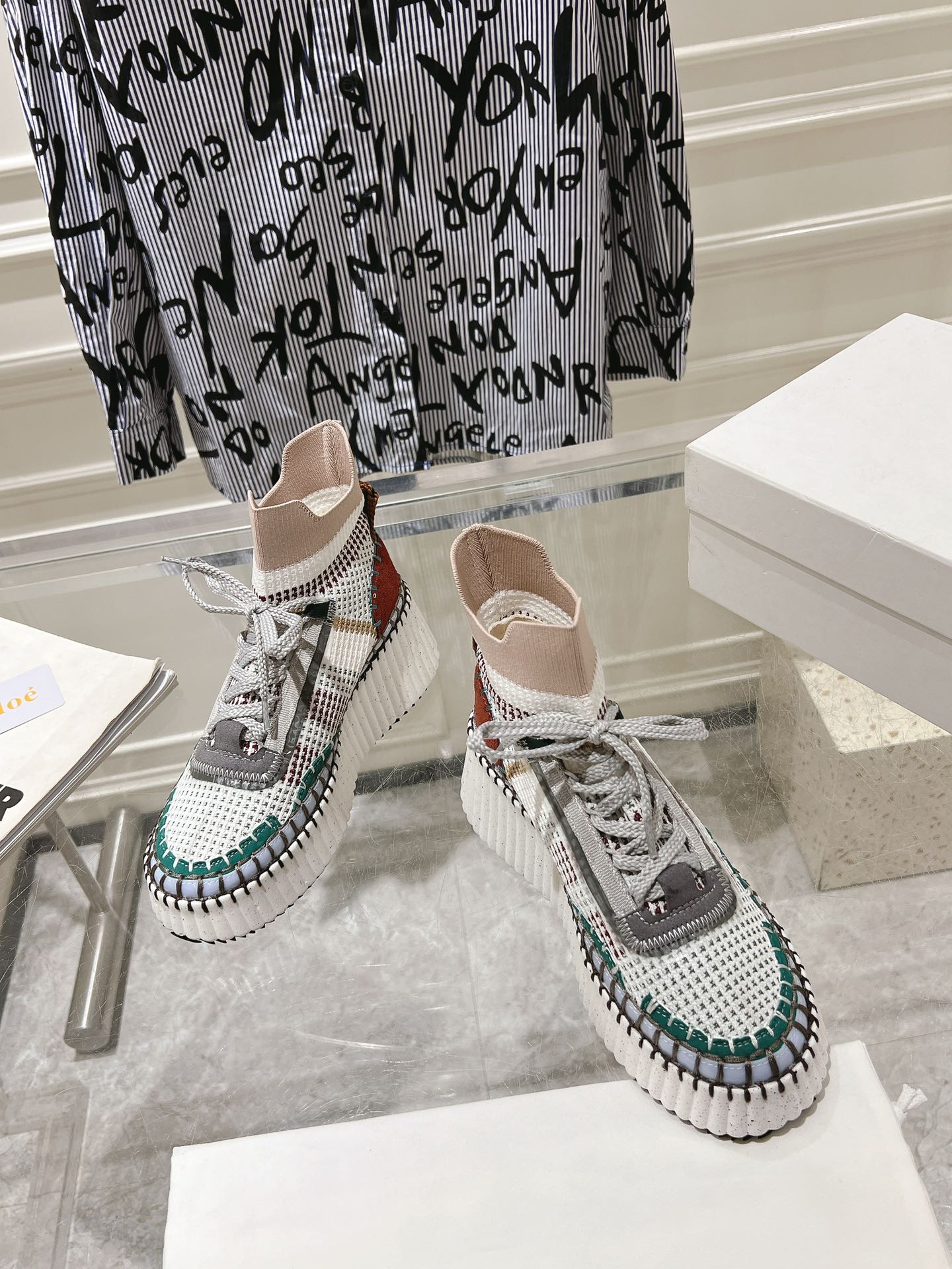 Sneakers S