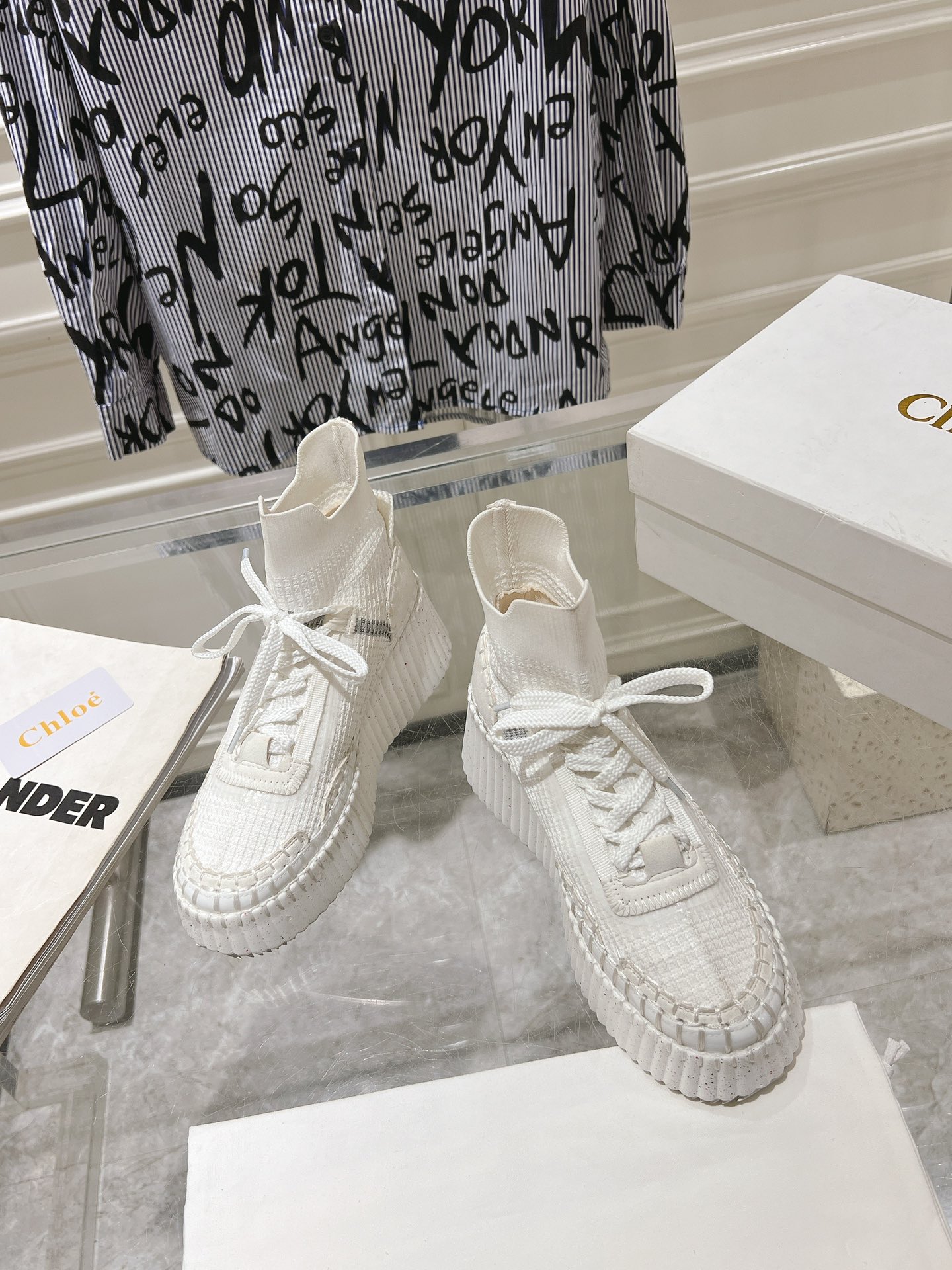 Sneakers S