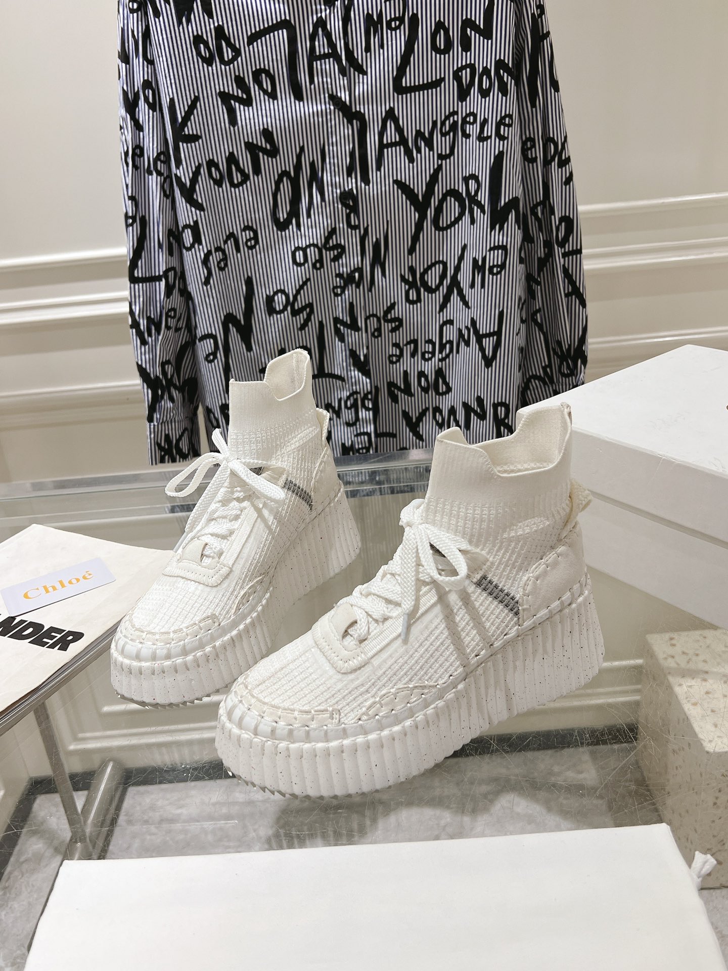 Sneakers S