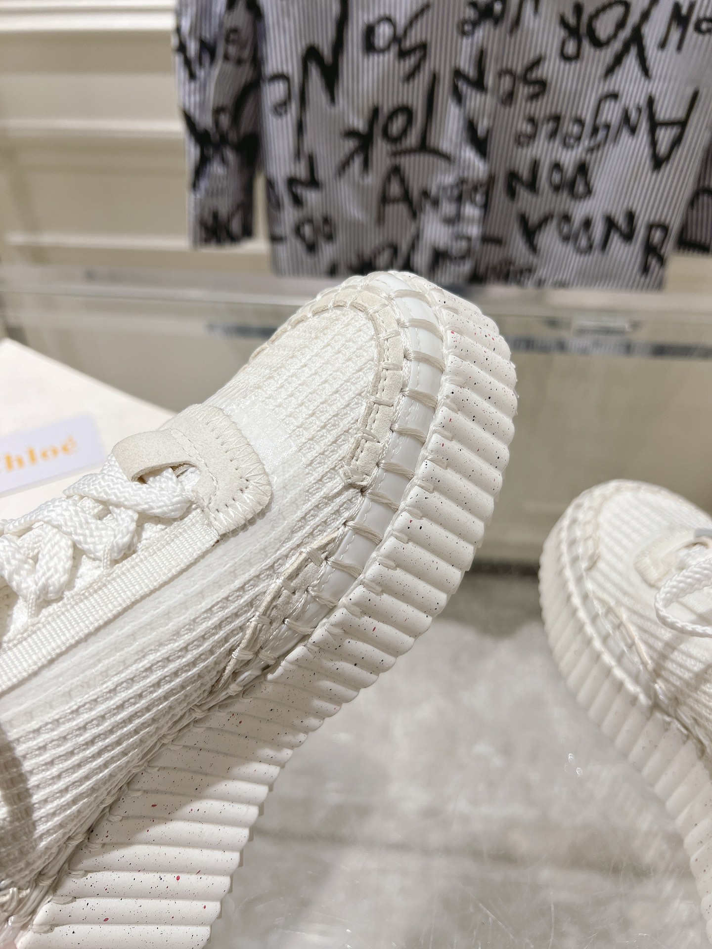 Sneakers S