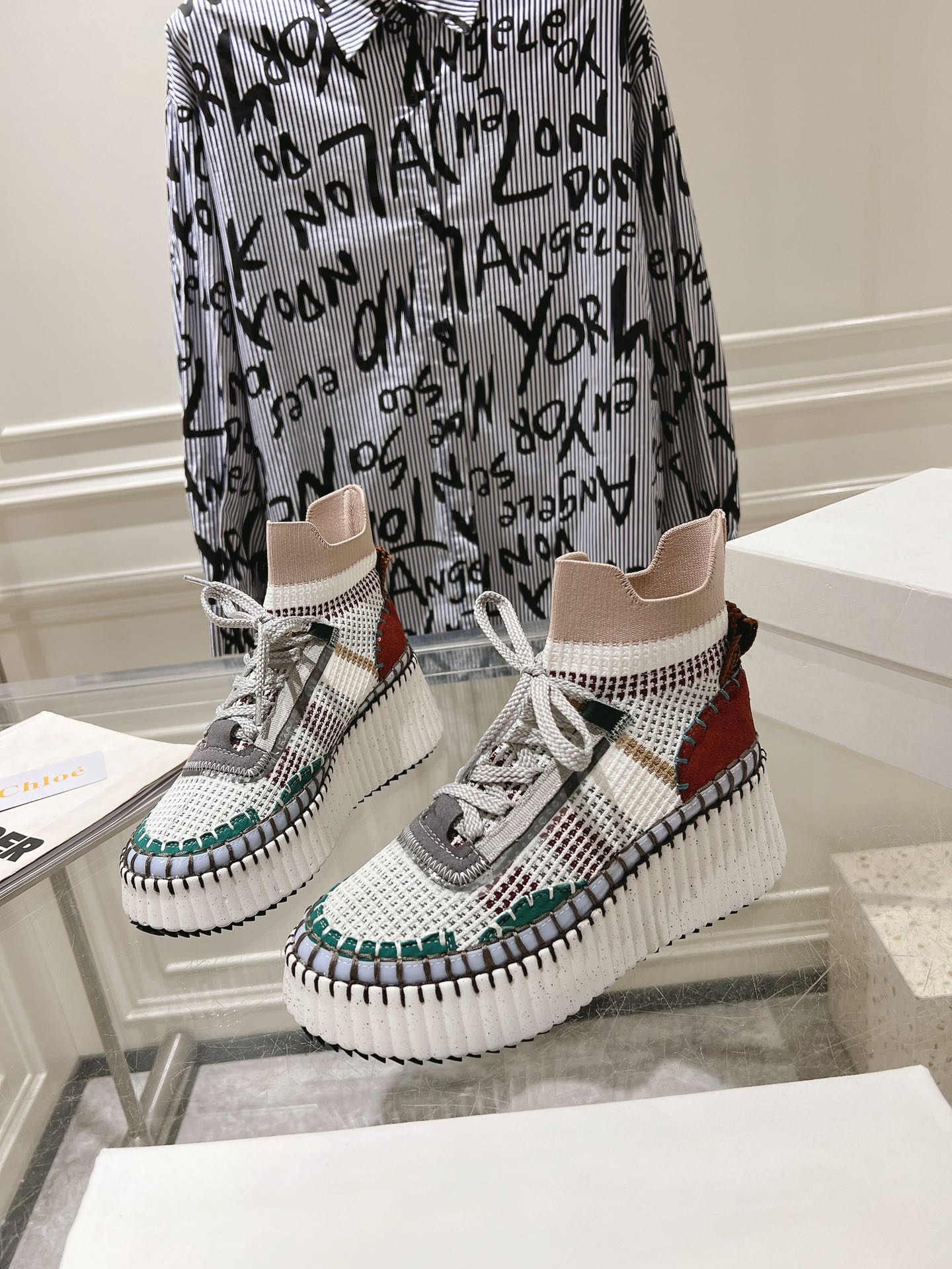 Sneakers S