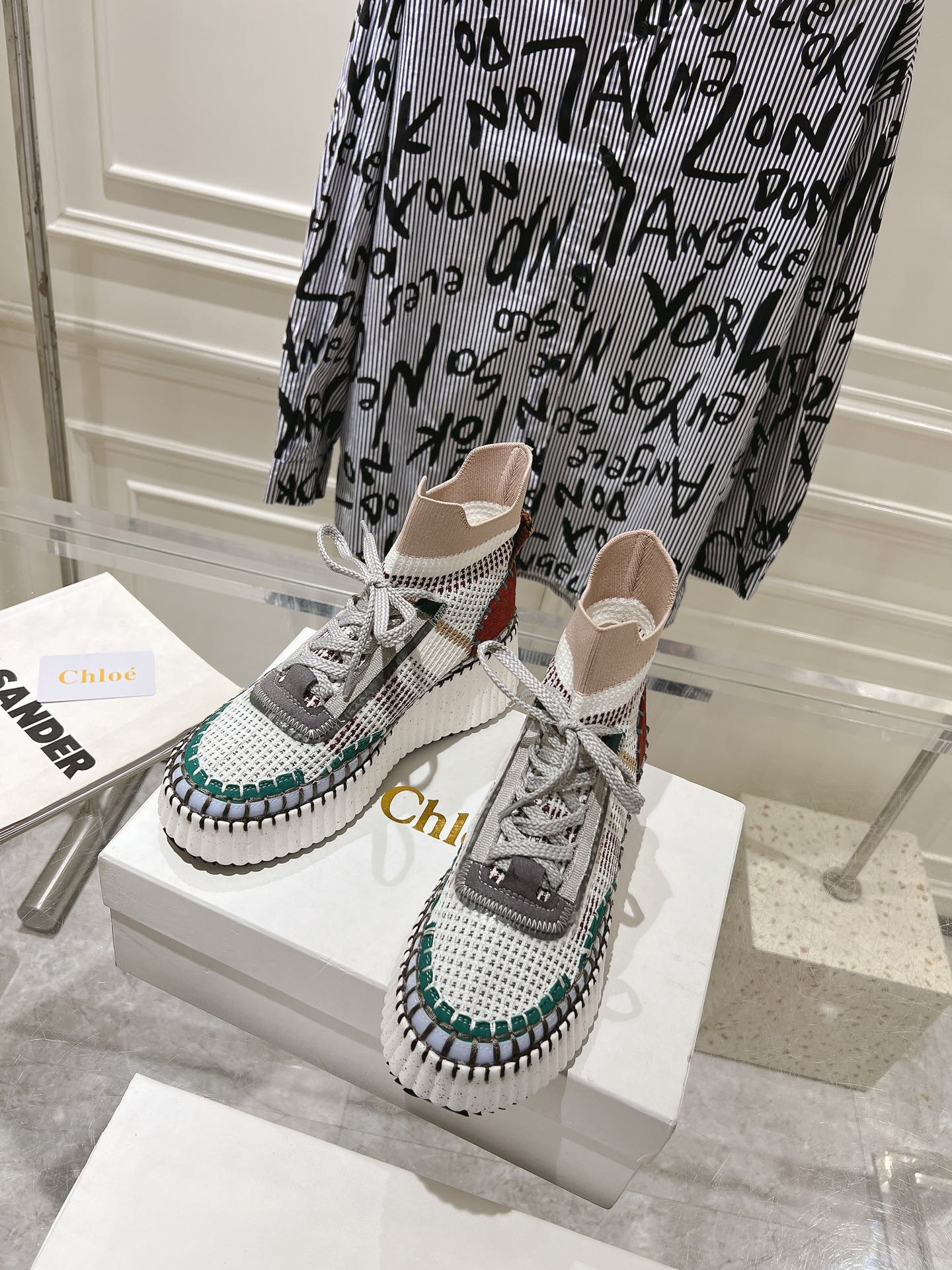 Sneakers S