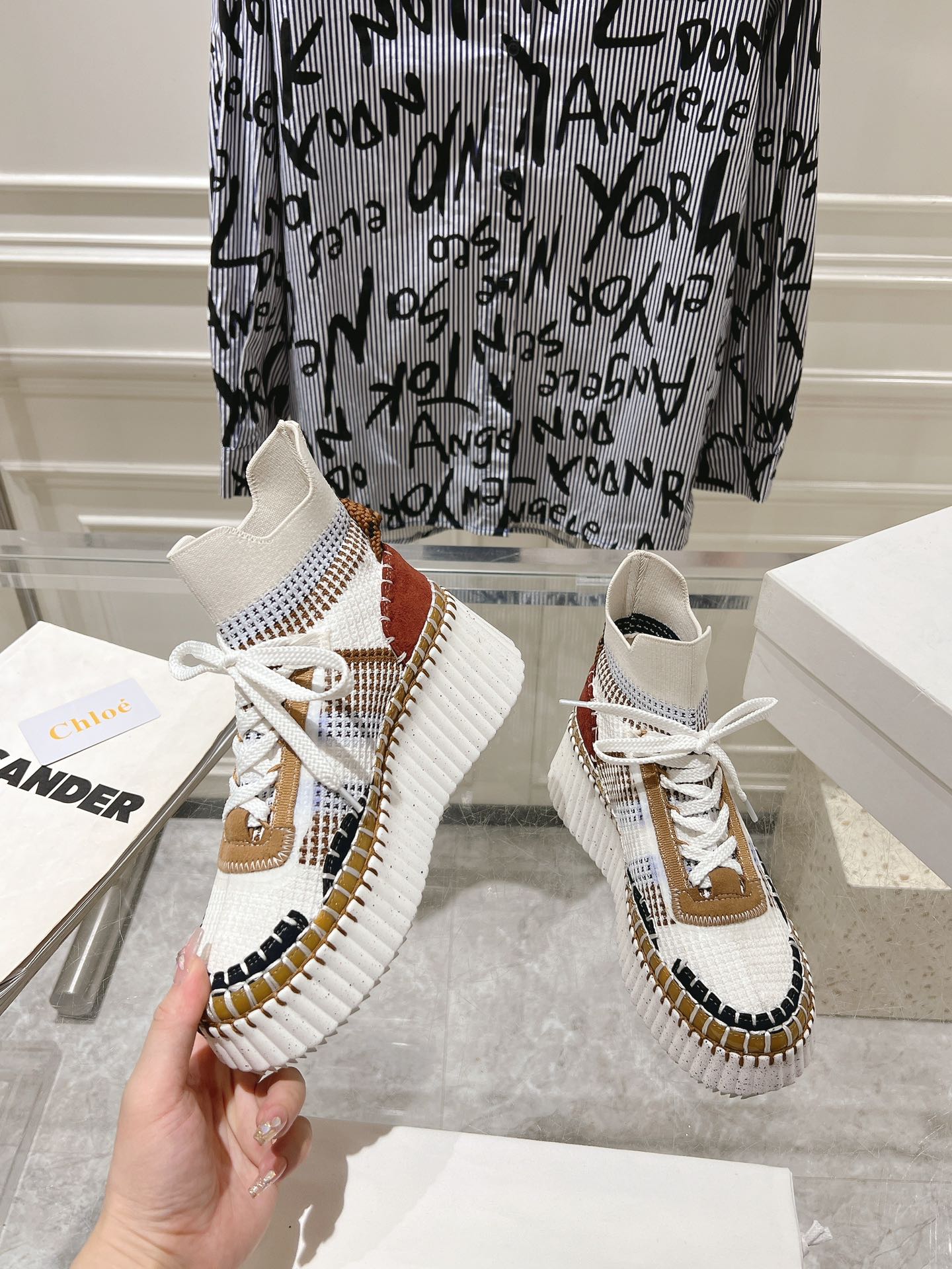 Sneakers S