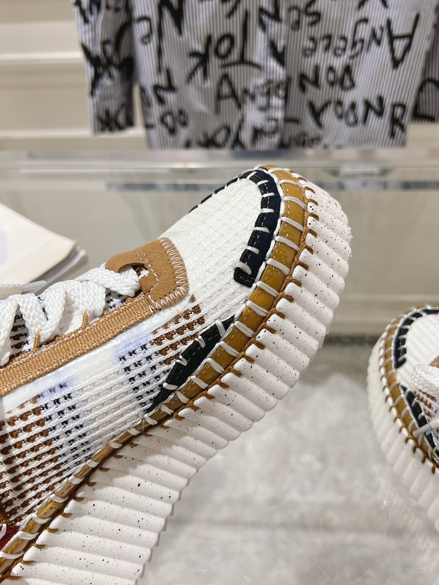 Sneakers S