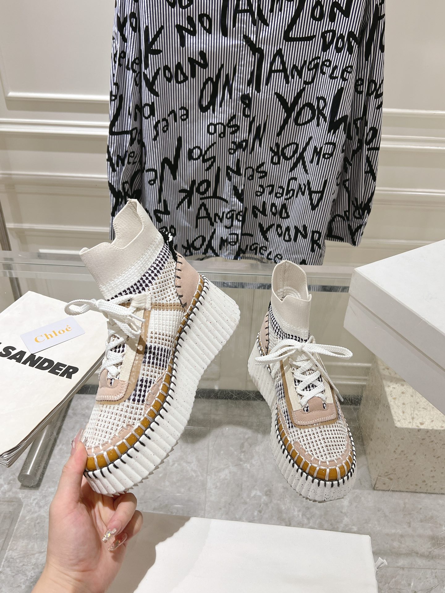Sneakers S