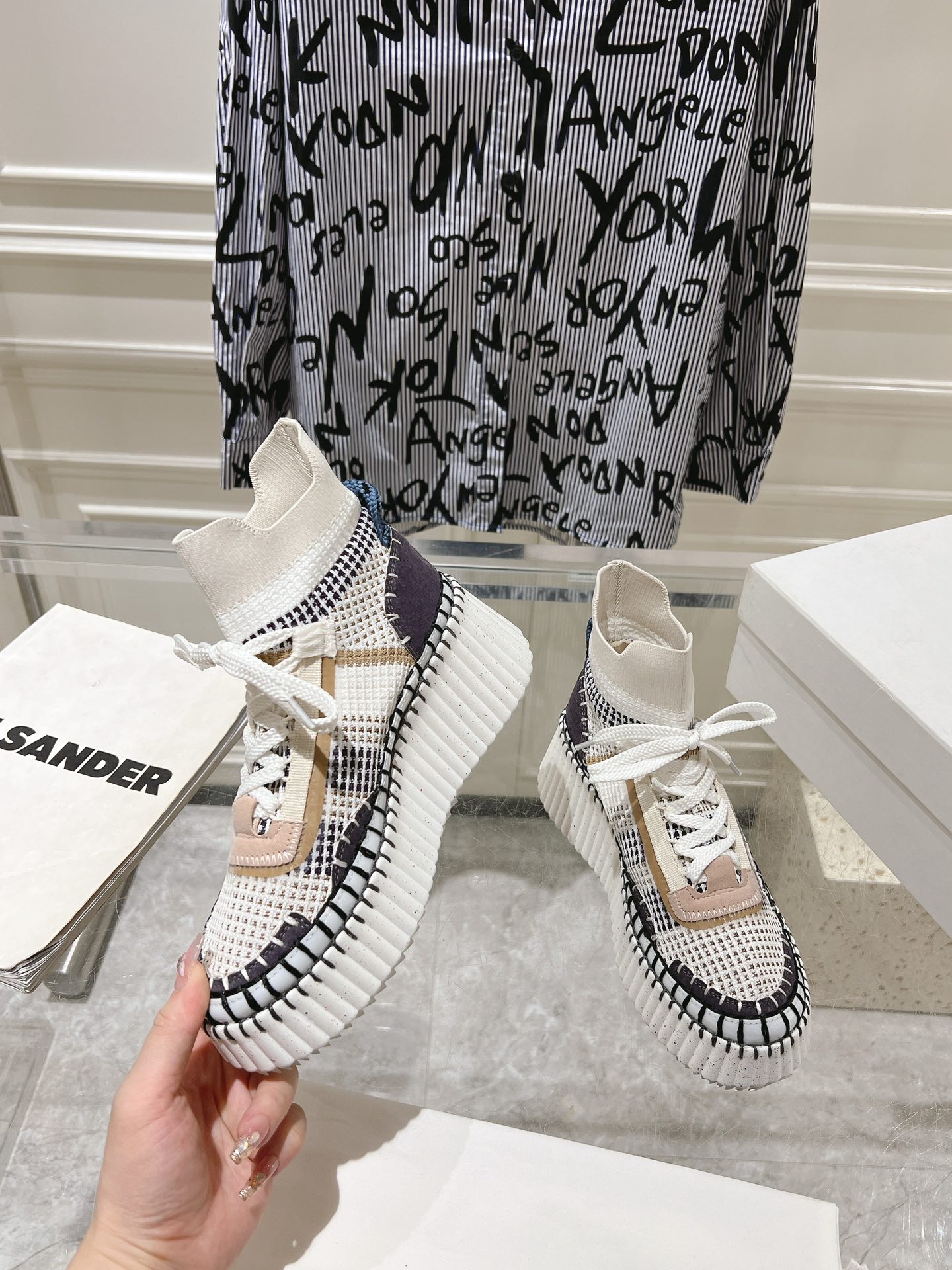 Sneakers S