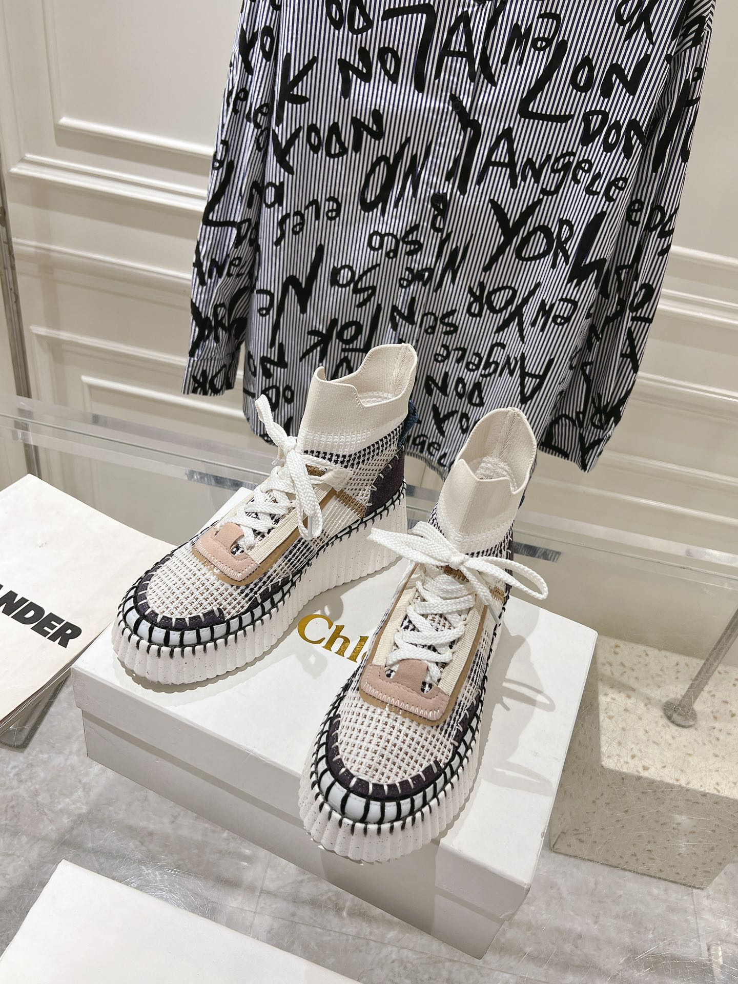 Sneakers S