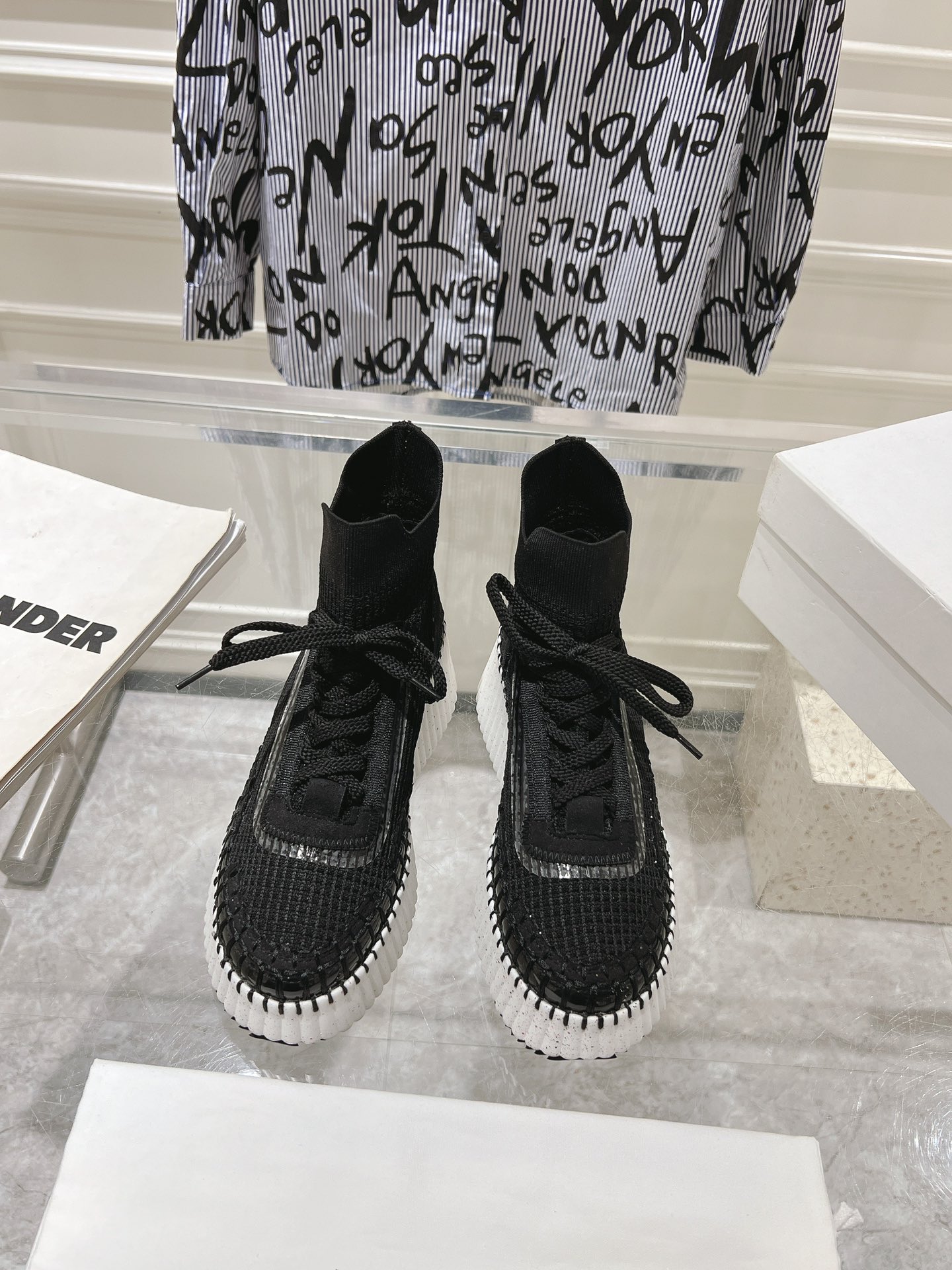Sneakers S