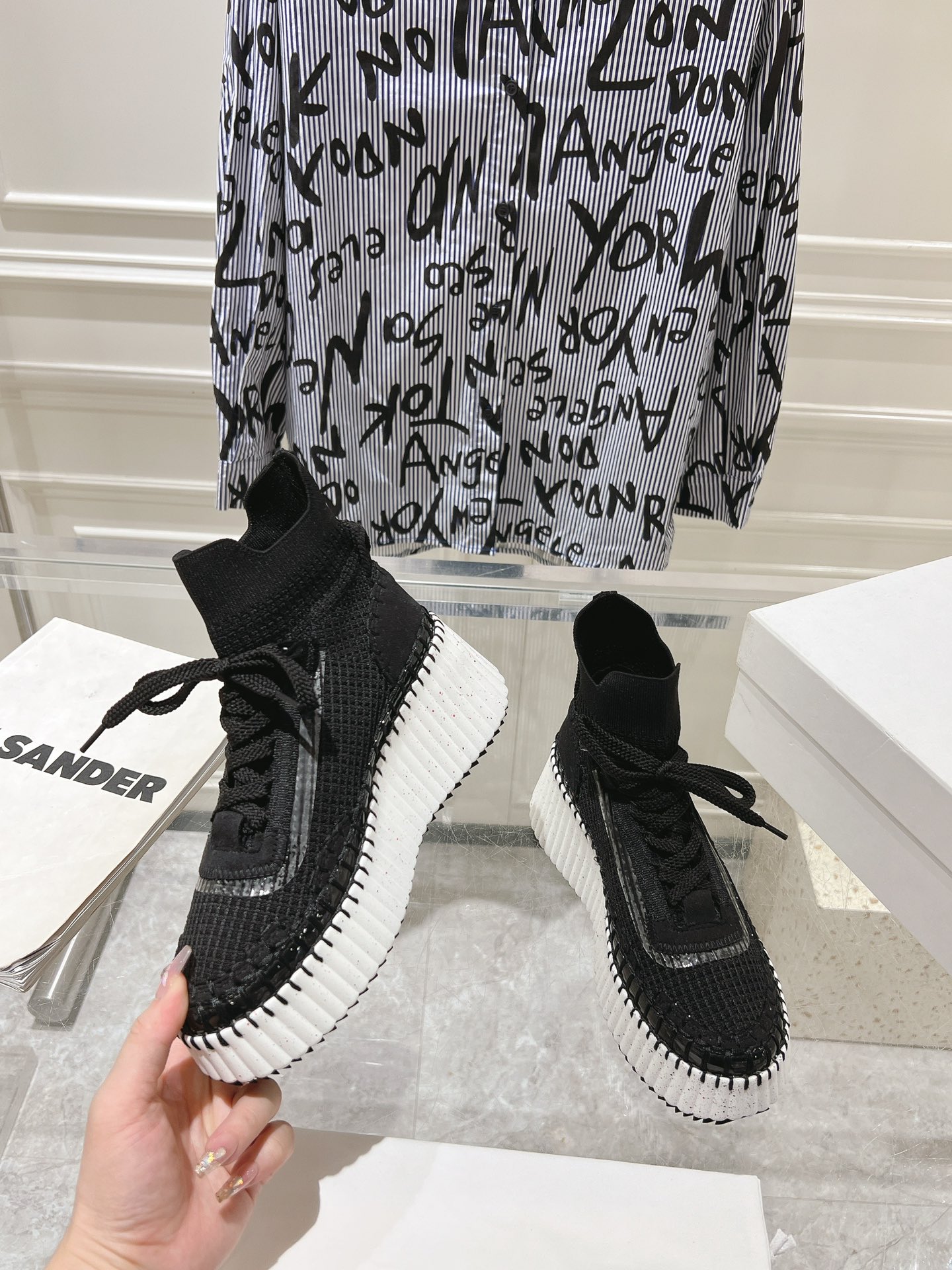 Sneakers S