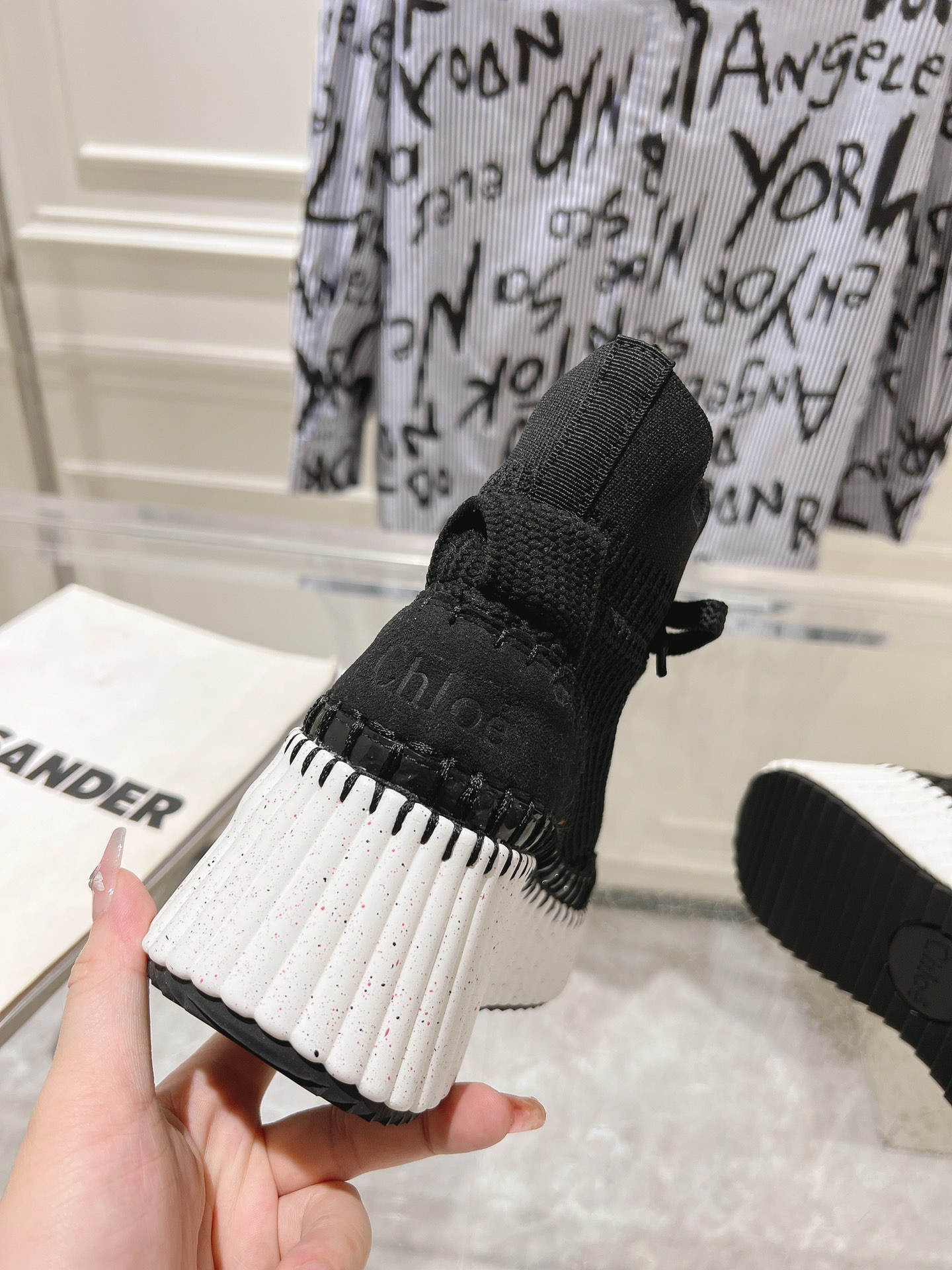 Sneakers S