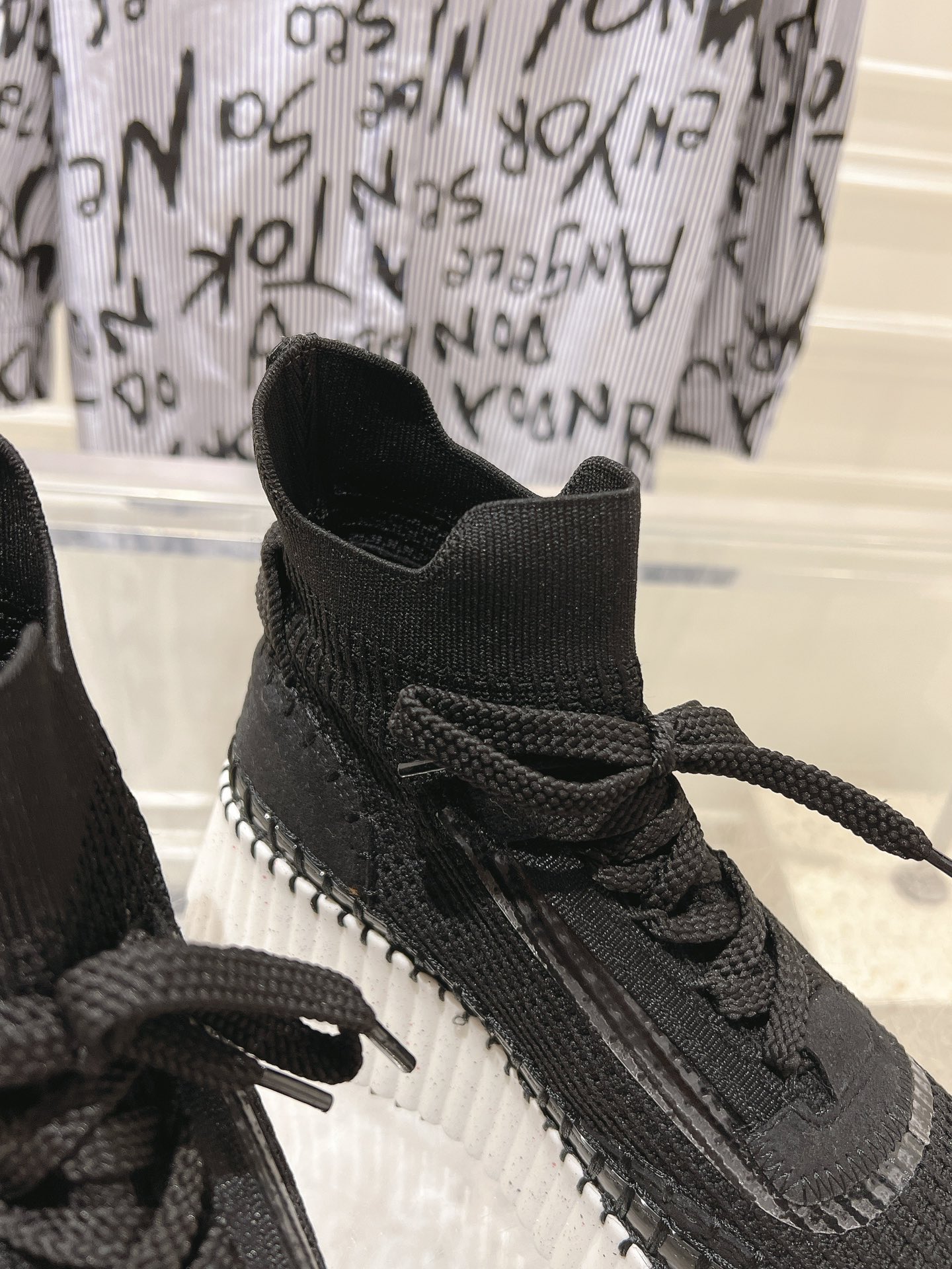 Sneakers S