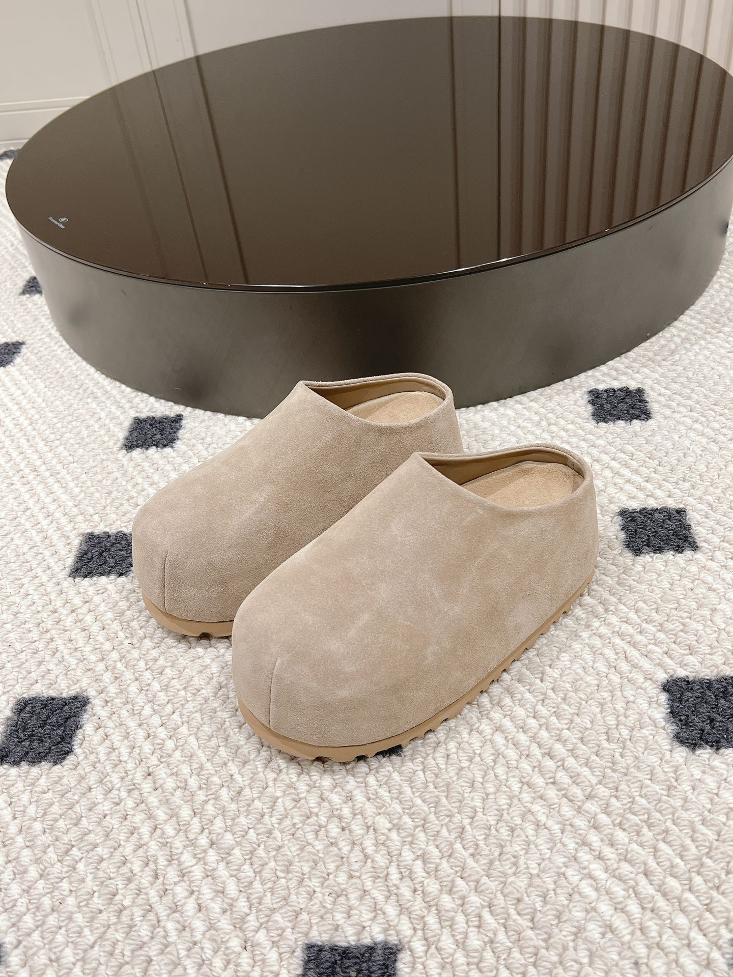Slippers M-l