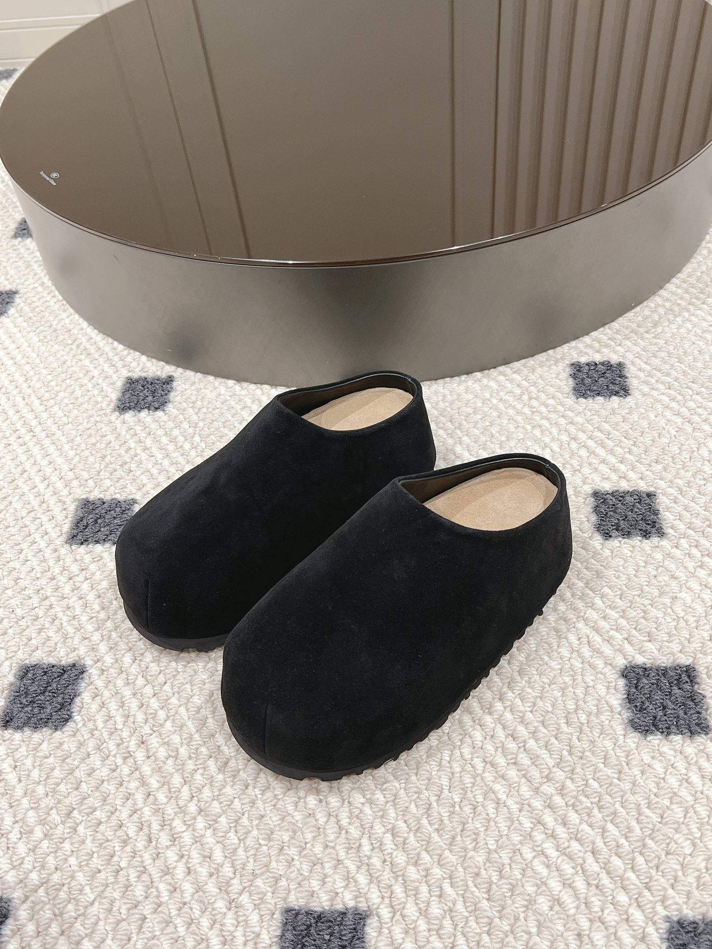 Slippers M-l