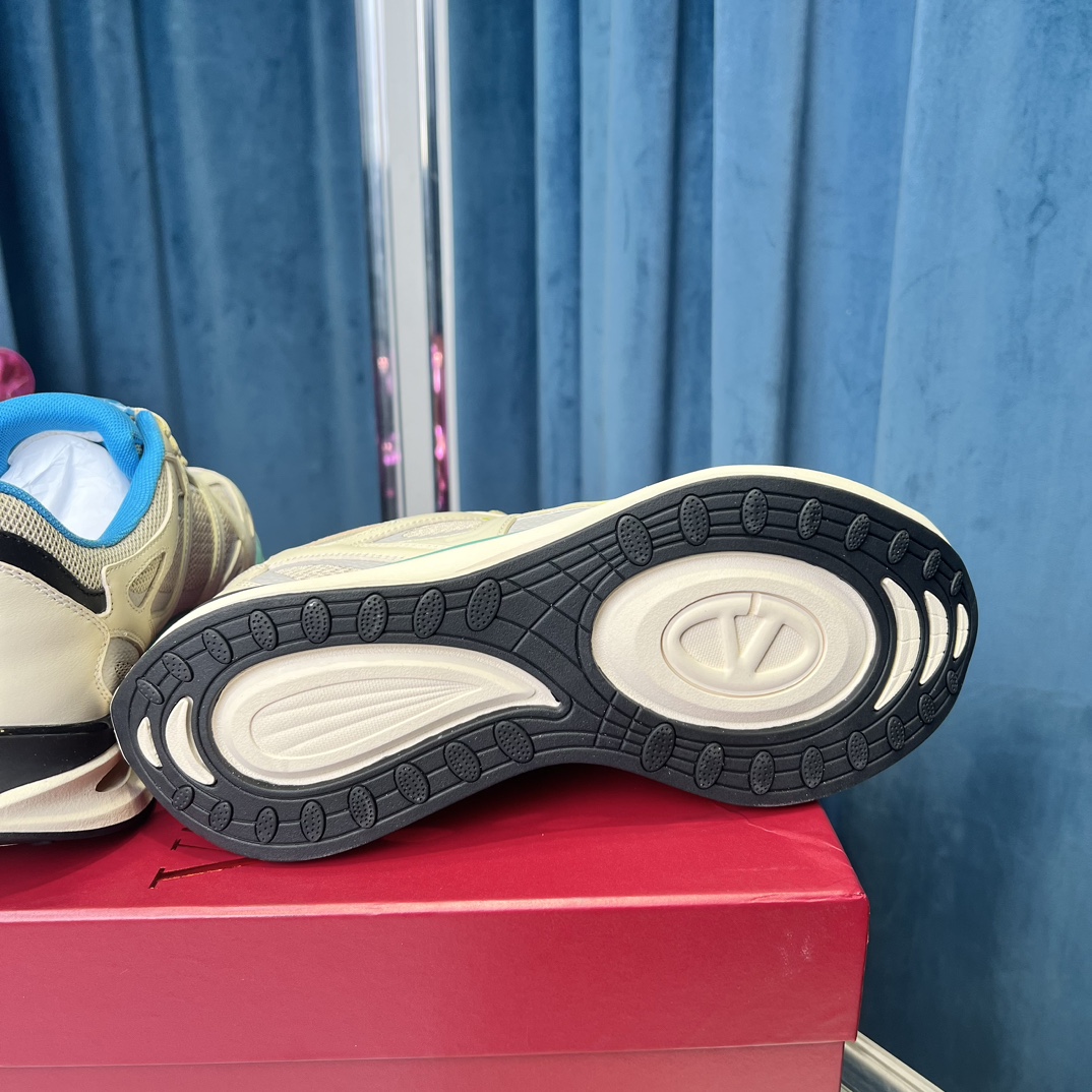 Valentino Male Sneakers Breathable L