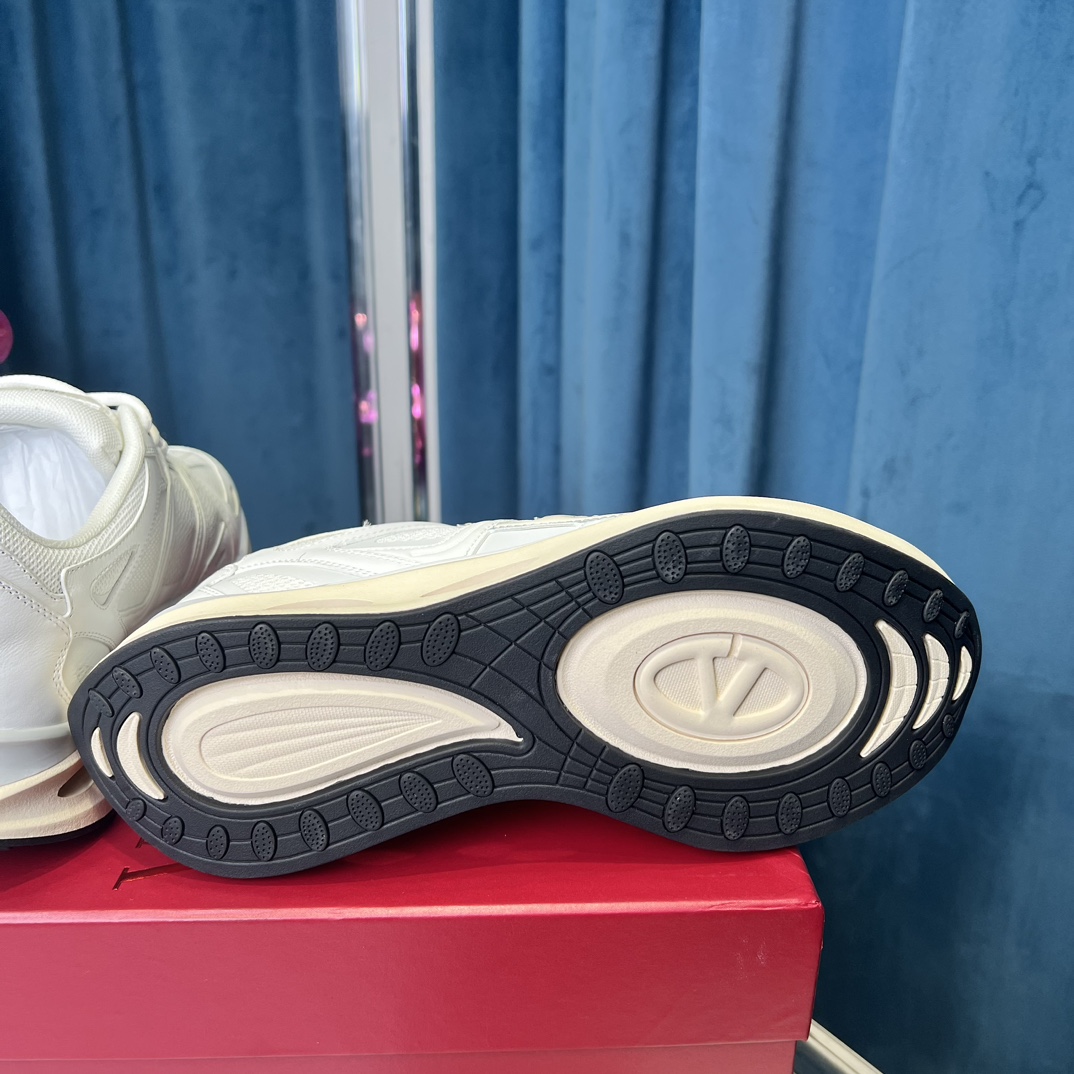 Valentino Male Sneakers Breathable L