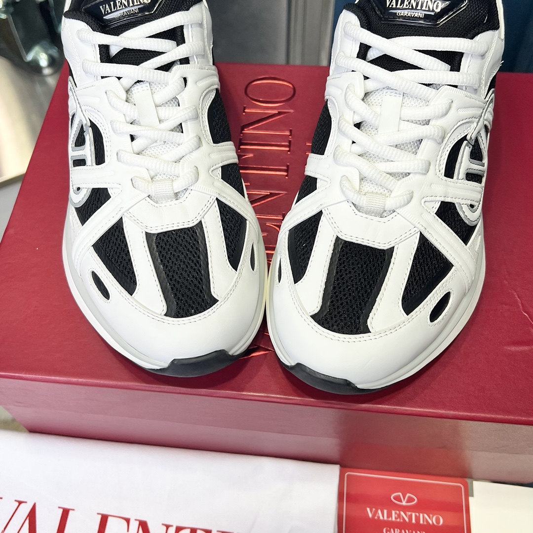 Valentino Male Sneakers Breathable L