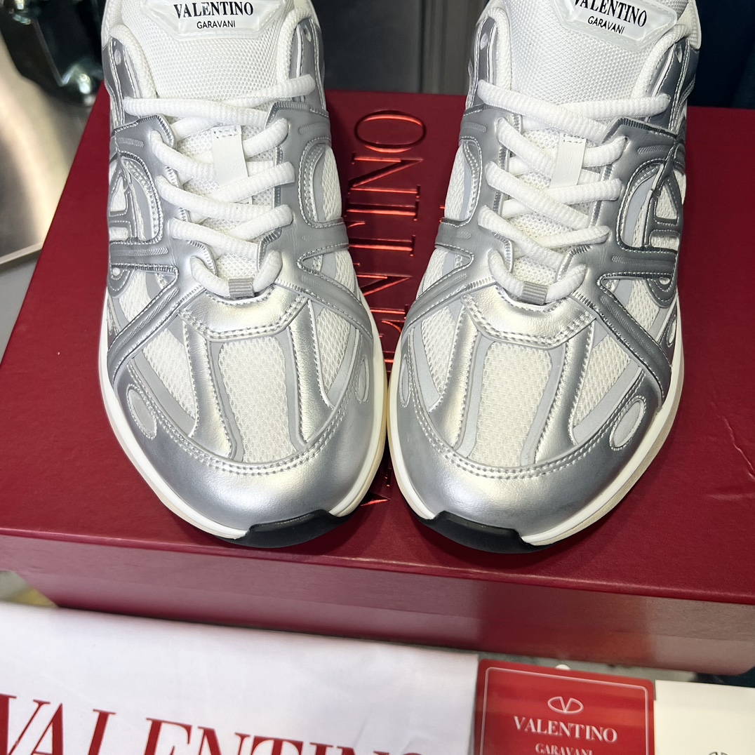 Valentino Male Sneakers Breathable L