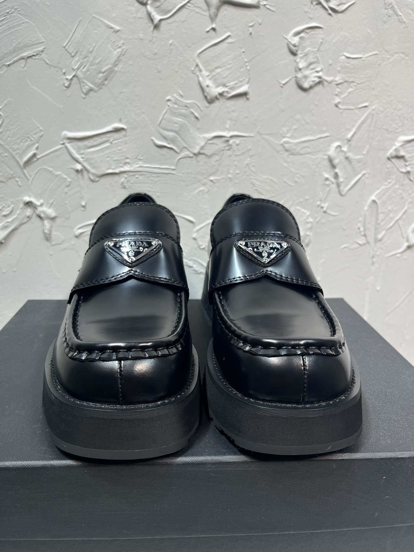 Prada Basic Shoes M