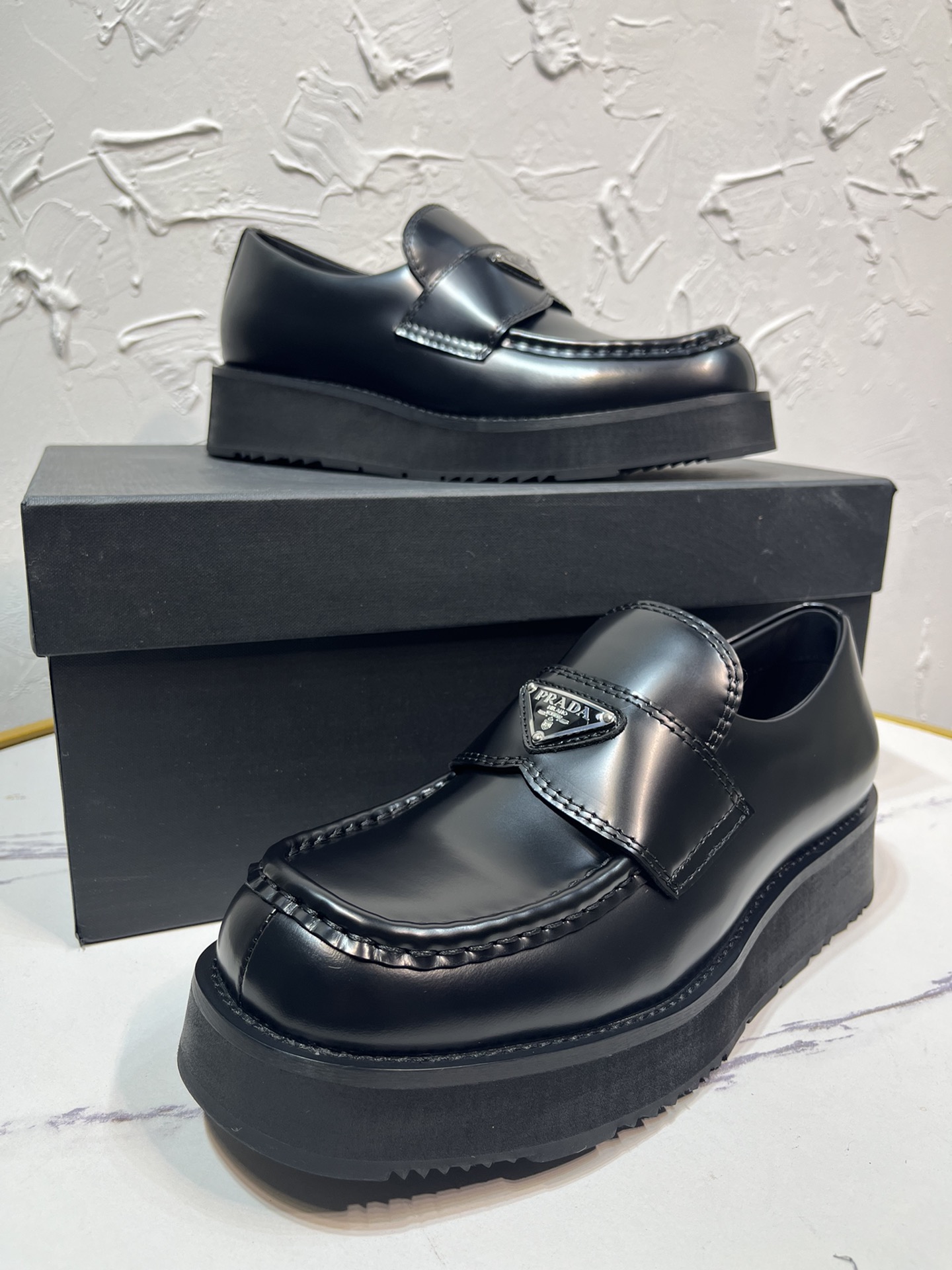 Prada Basic Shoes M