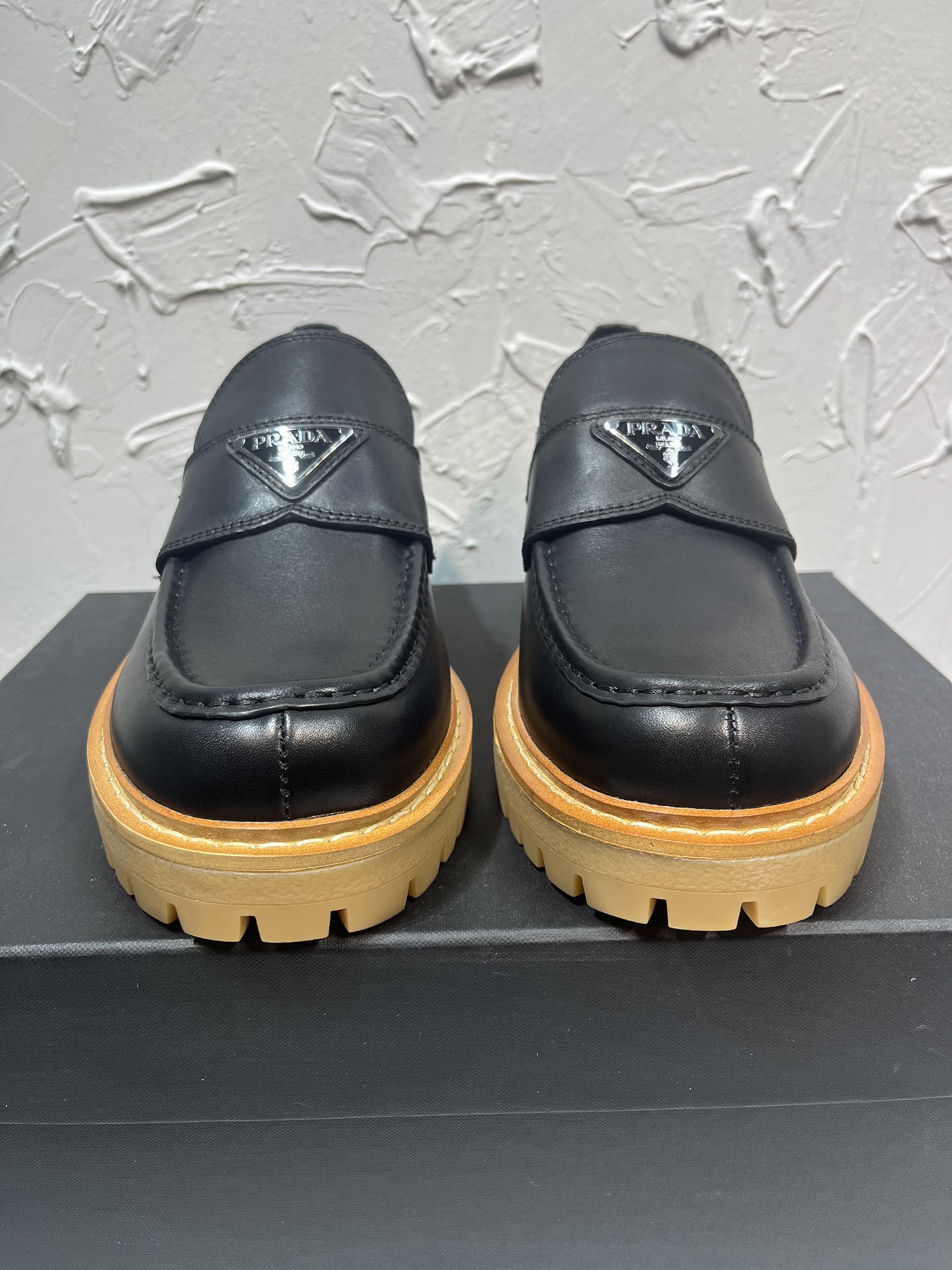 Prada Basic Shoes M
