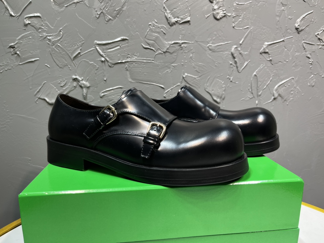 Bottega Veneta Male Leather Shoes Real Leather M