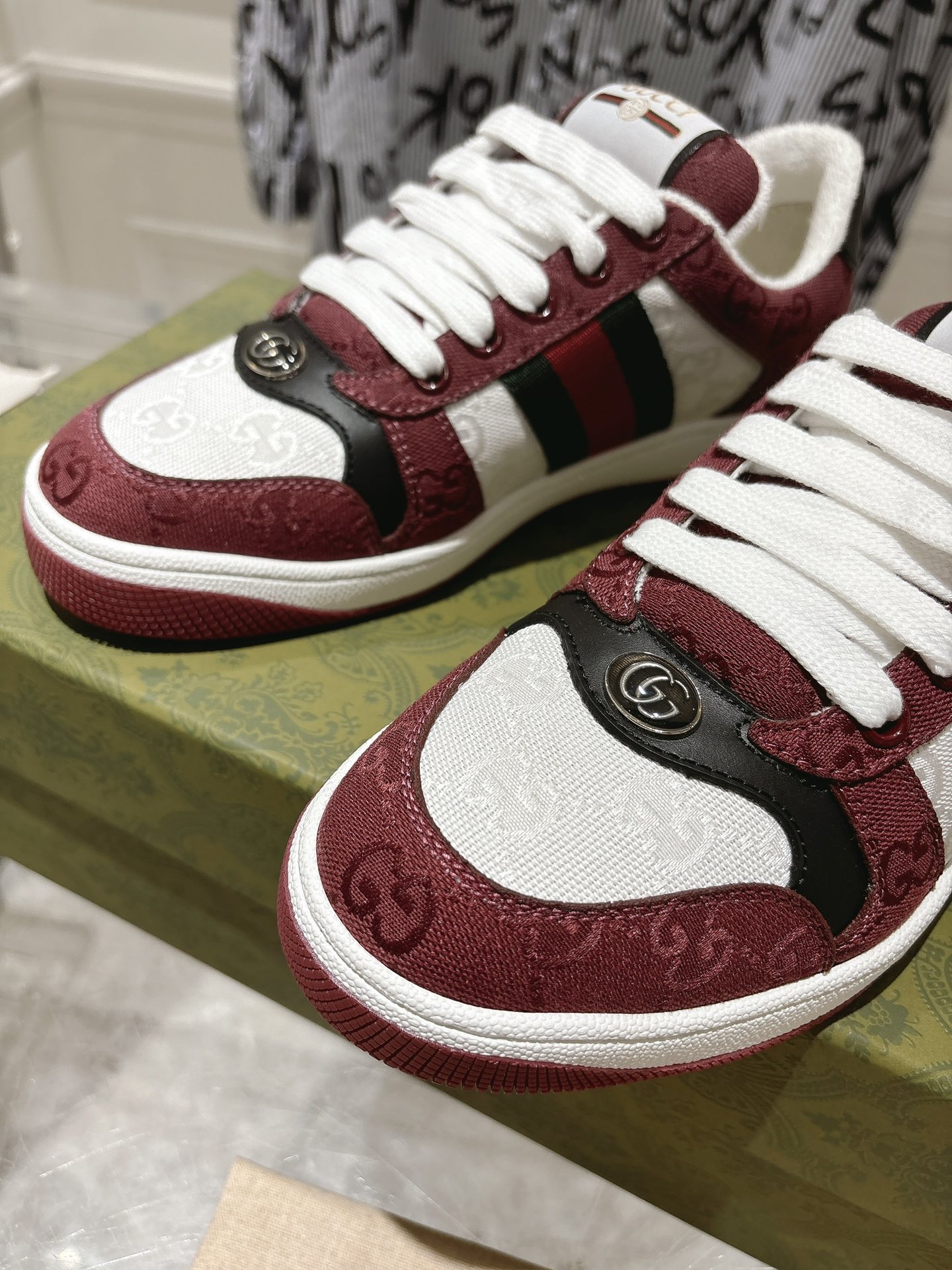 Gucci Female Basic Shoes S