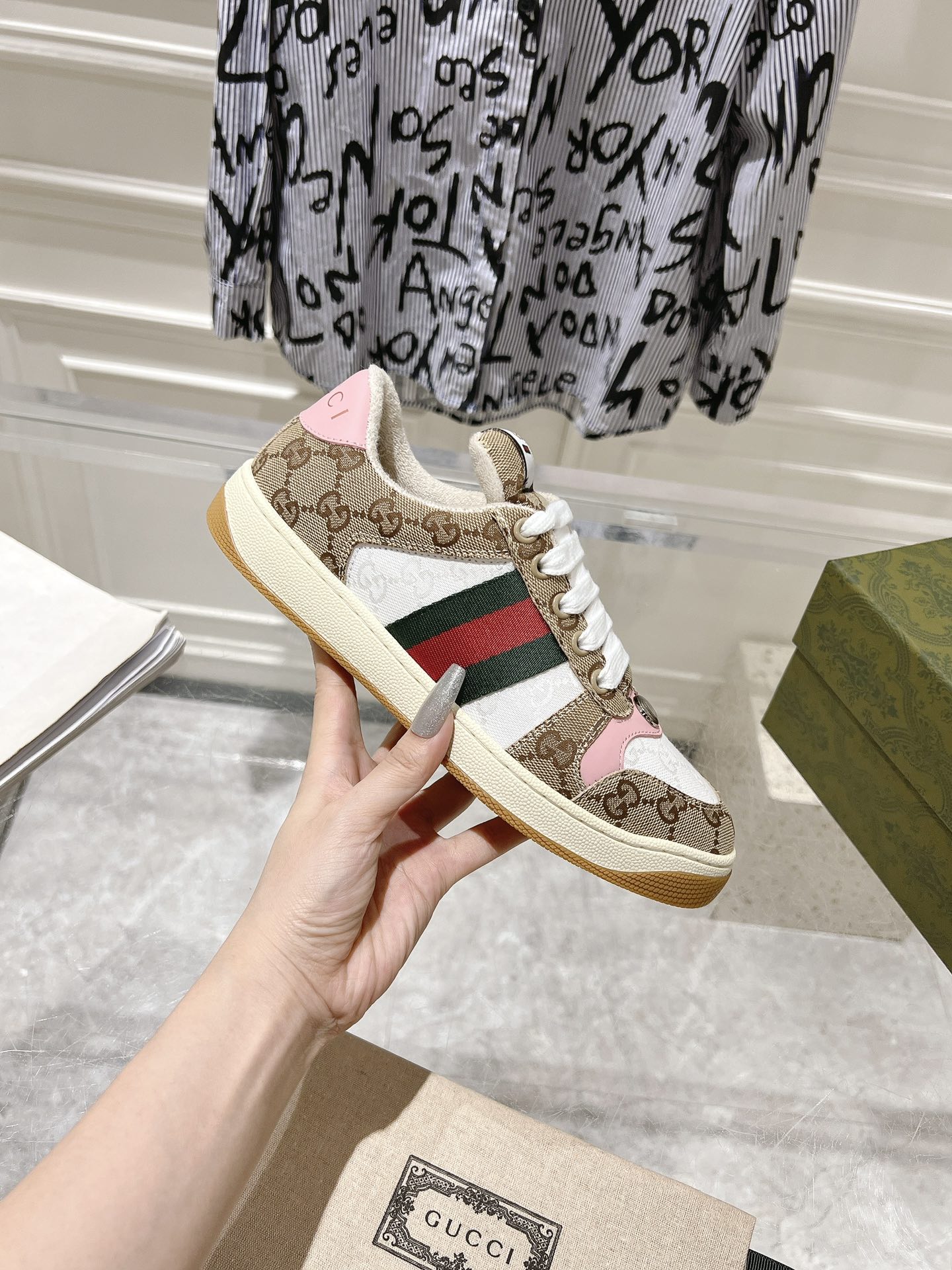 Gucci Female Basic Shoes S
