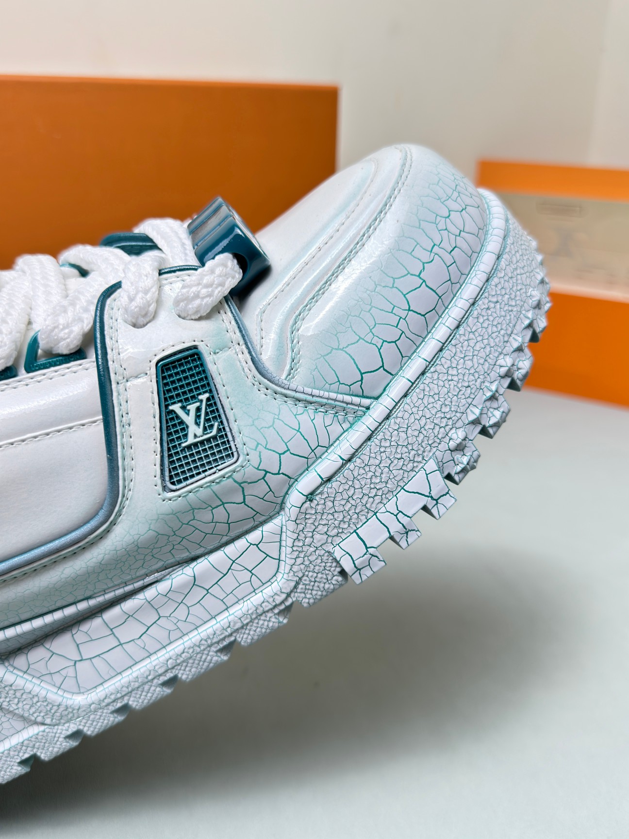 Male Basic Shoes