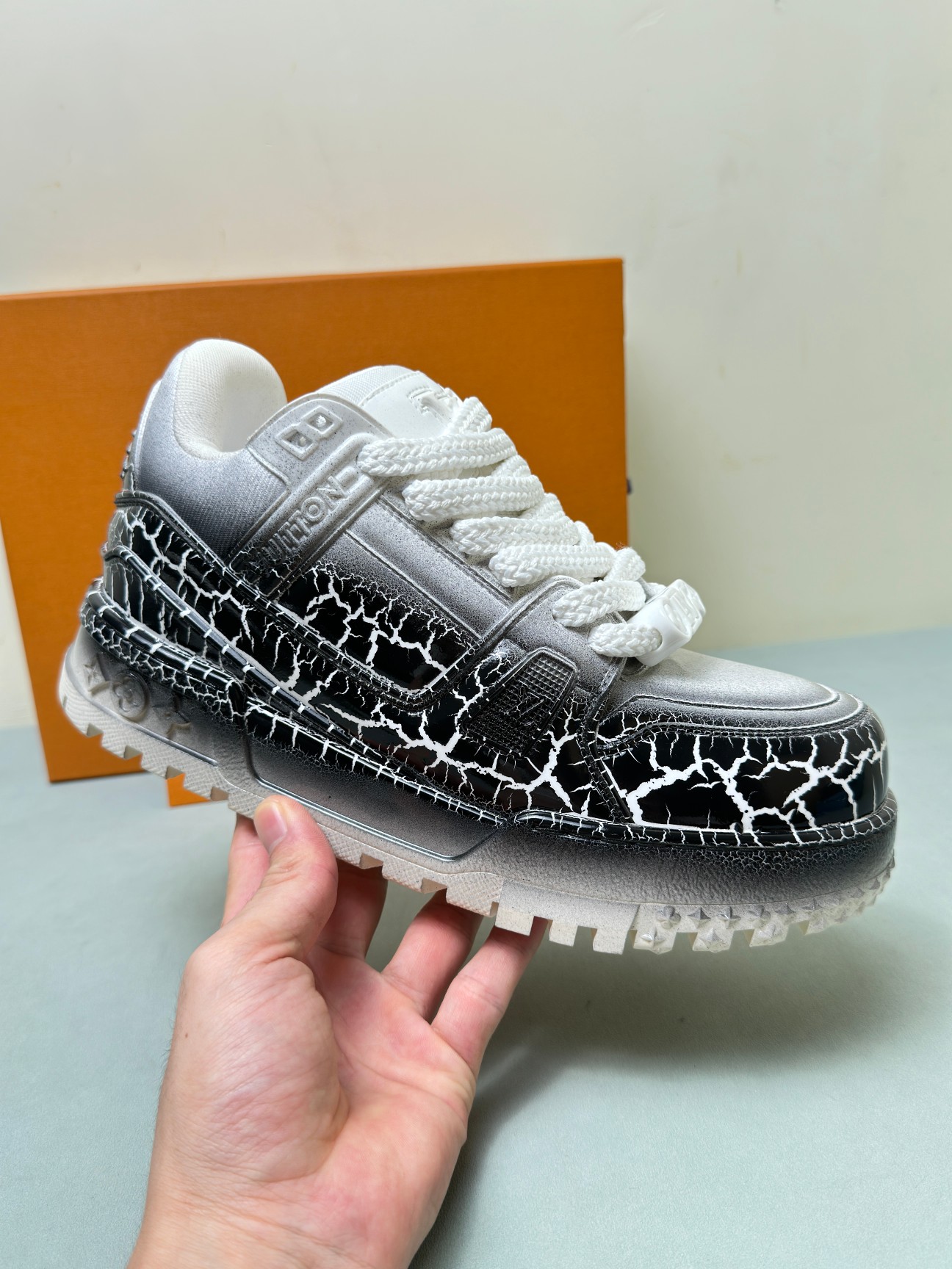 Male Basic Shoes